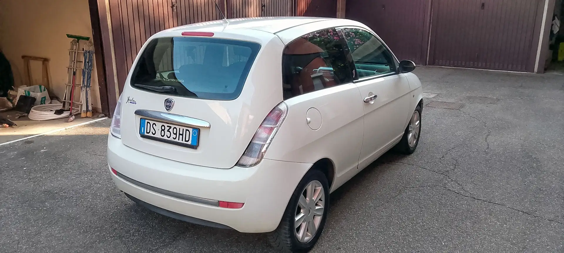 Lancia Ypsilon 1.2 8v Oro Bianco - 2
