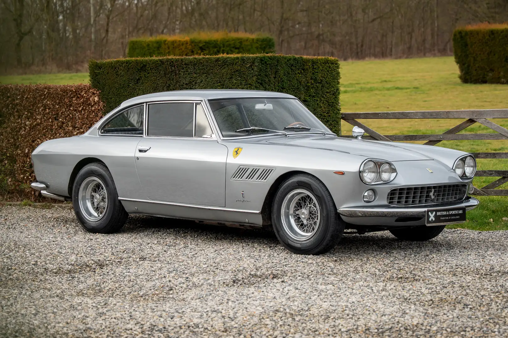 Ferrari 330 GT S1 2+2 Silber - 1