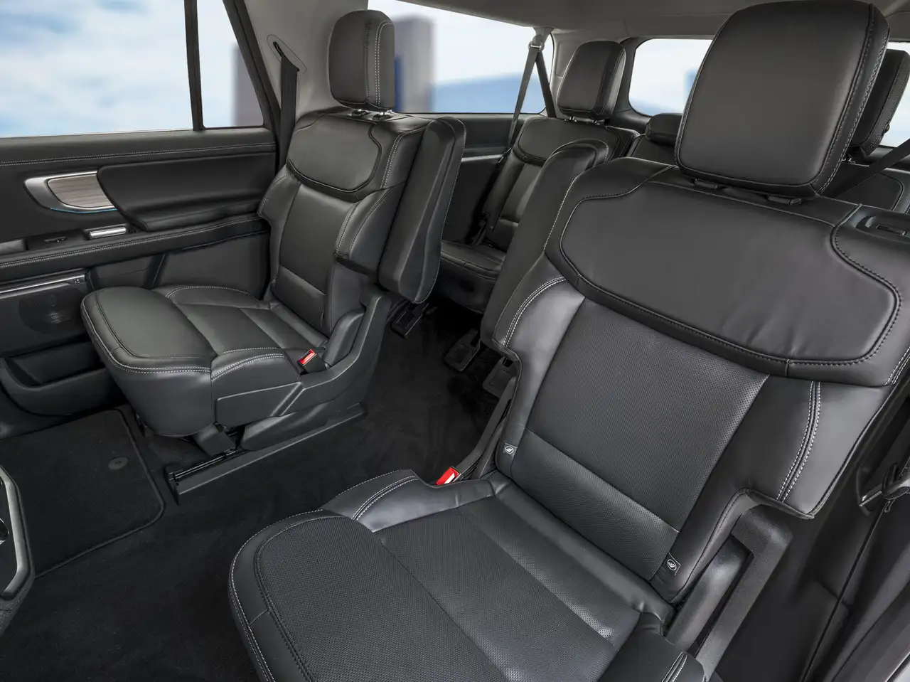 Ford Expedition снимка Ford Expedition