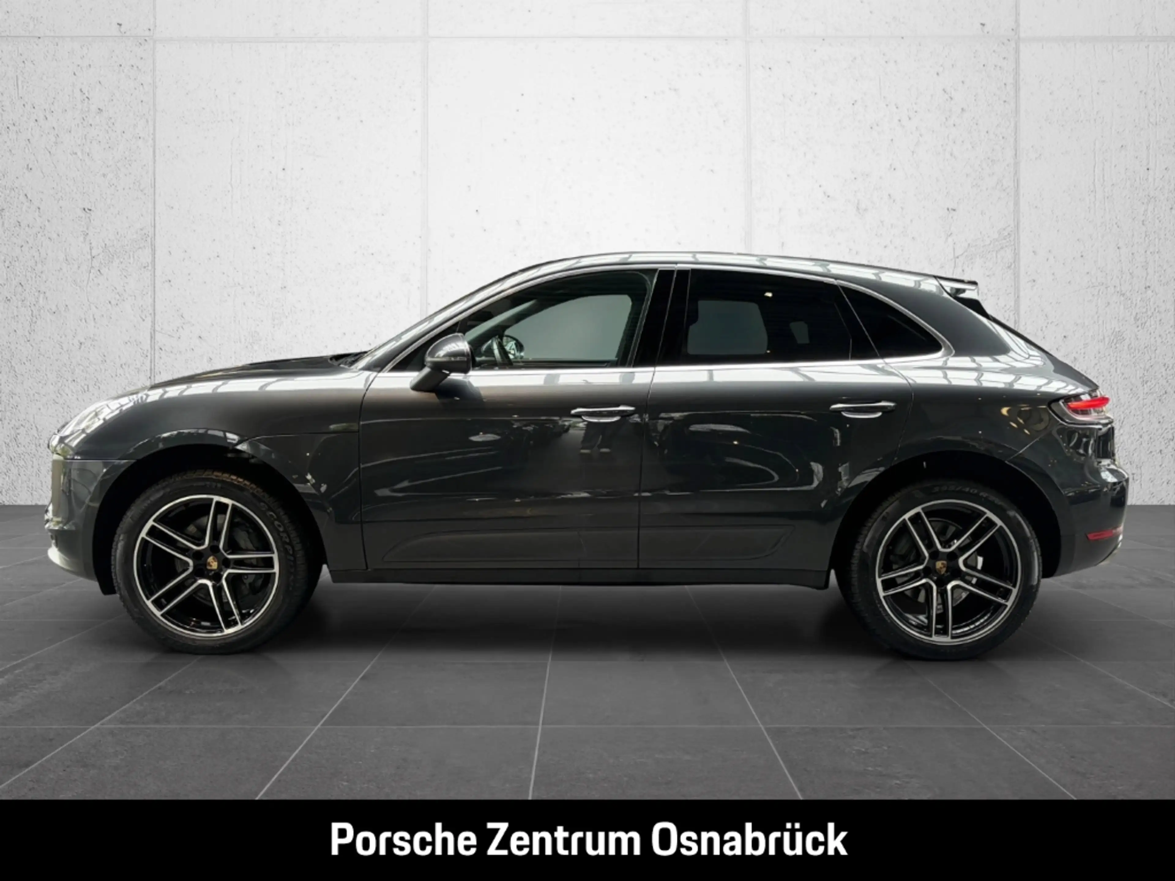 Porsche Macan S — photo 2