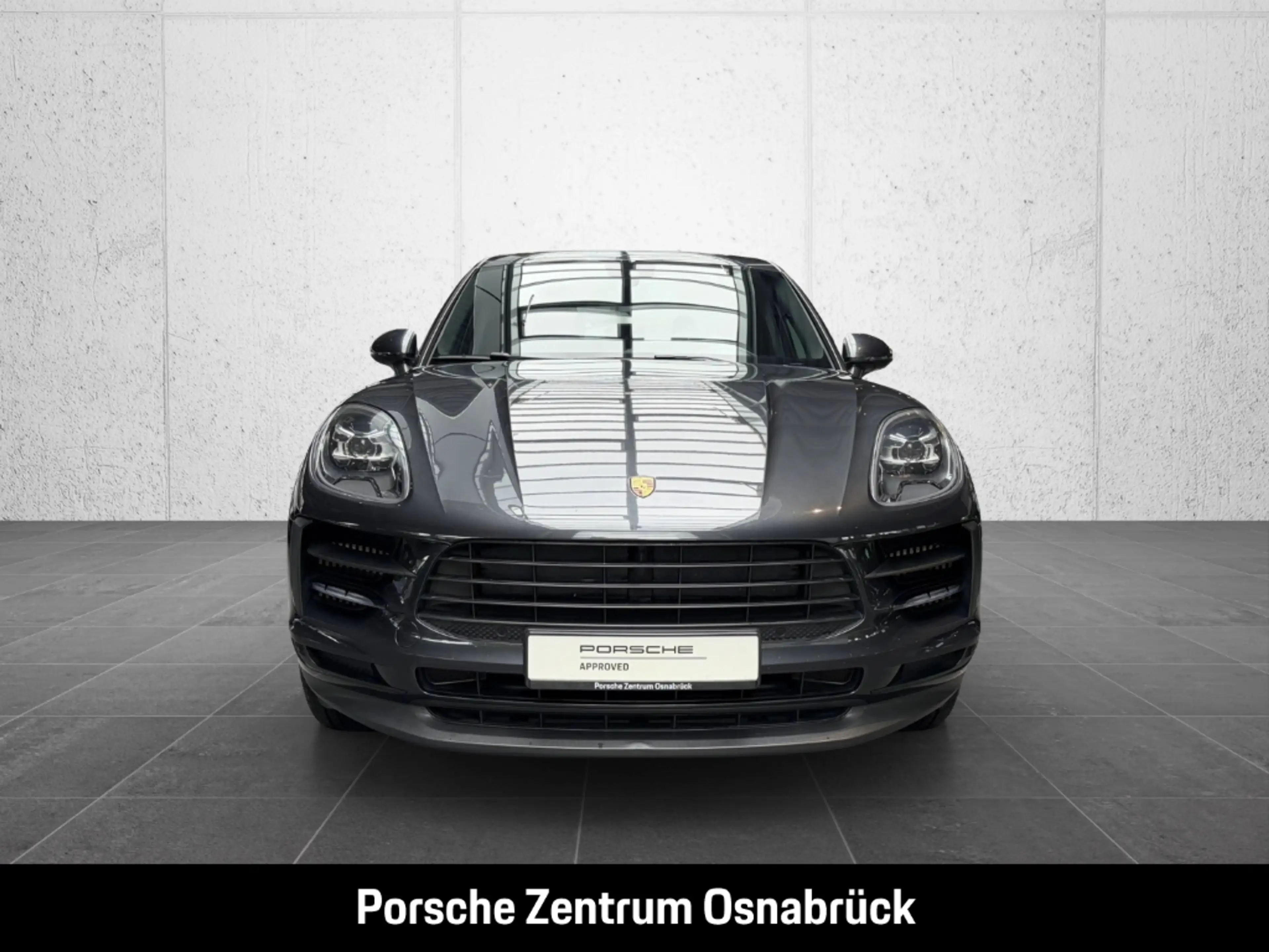 Porsche Macan S — photo 10