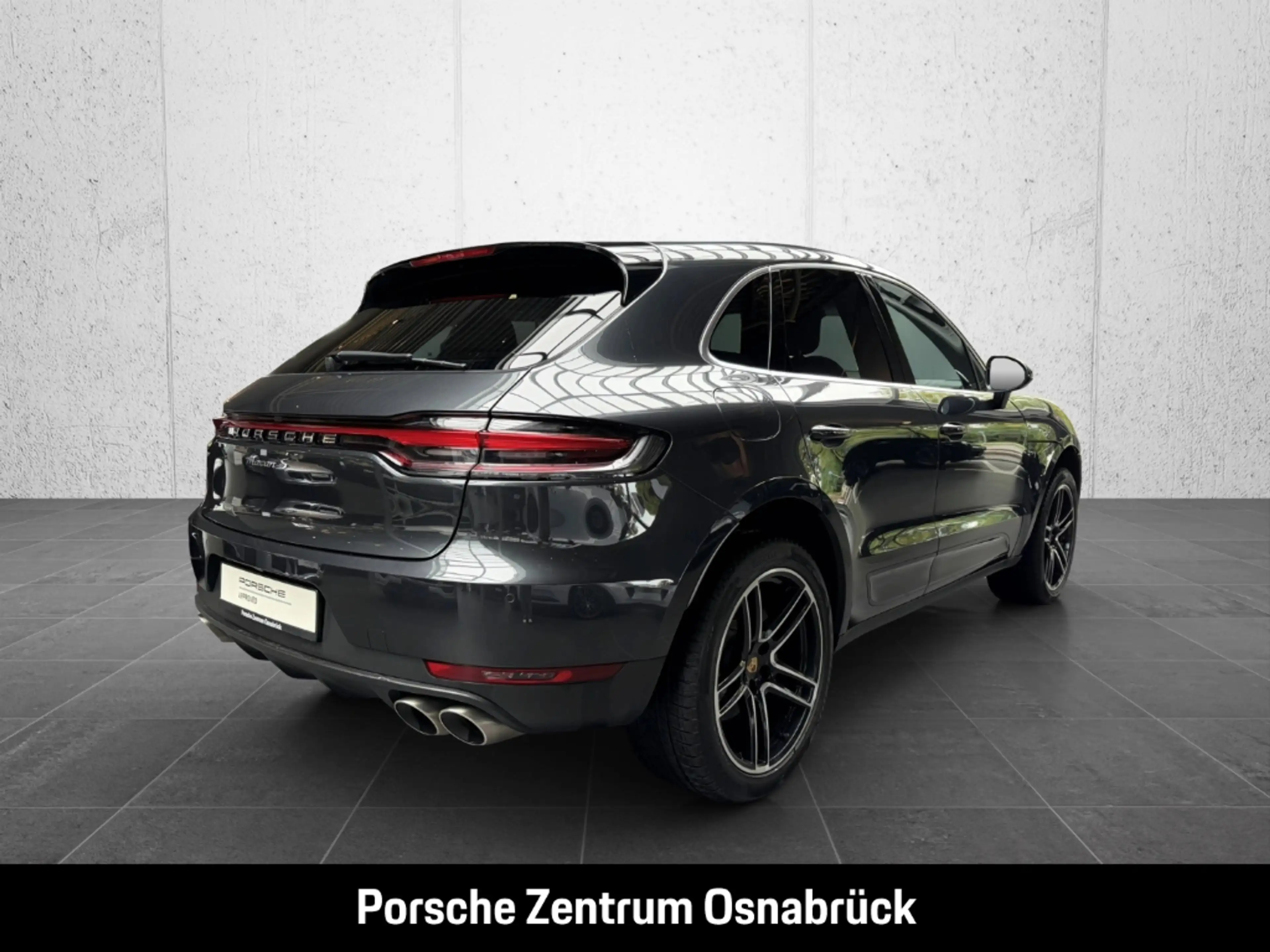 Porsche Macan S — photo 7