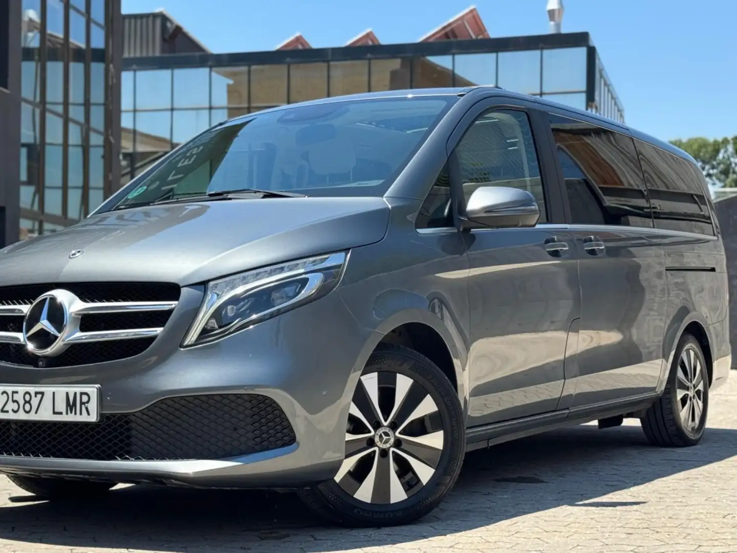 Mercedes-Benz V 250 250d Largo Avantgarde Gris - 2