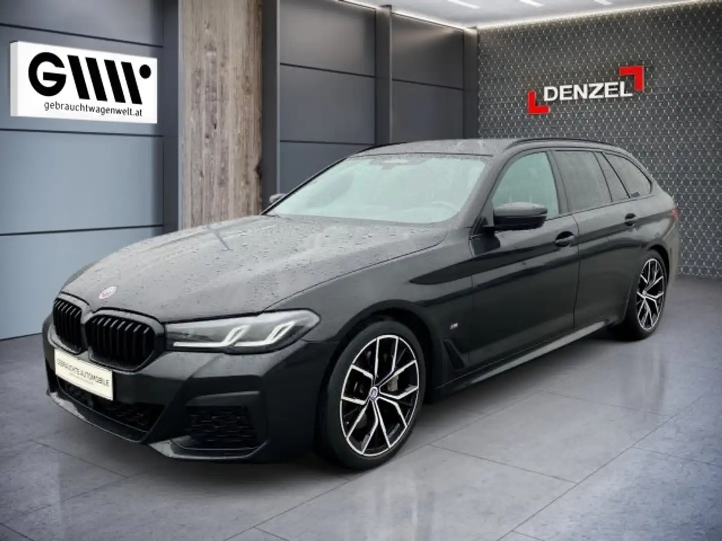 BMW 530 d xDrive Touring G31 B57 Zwart - 1