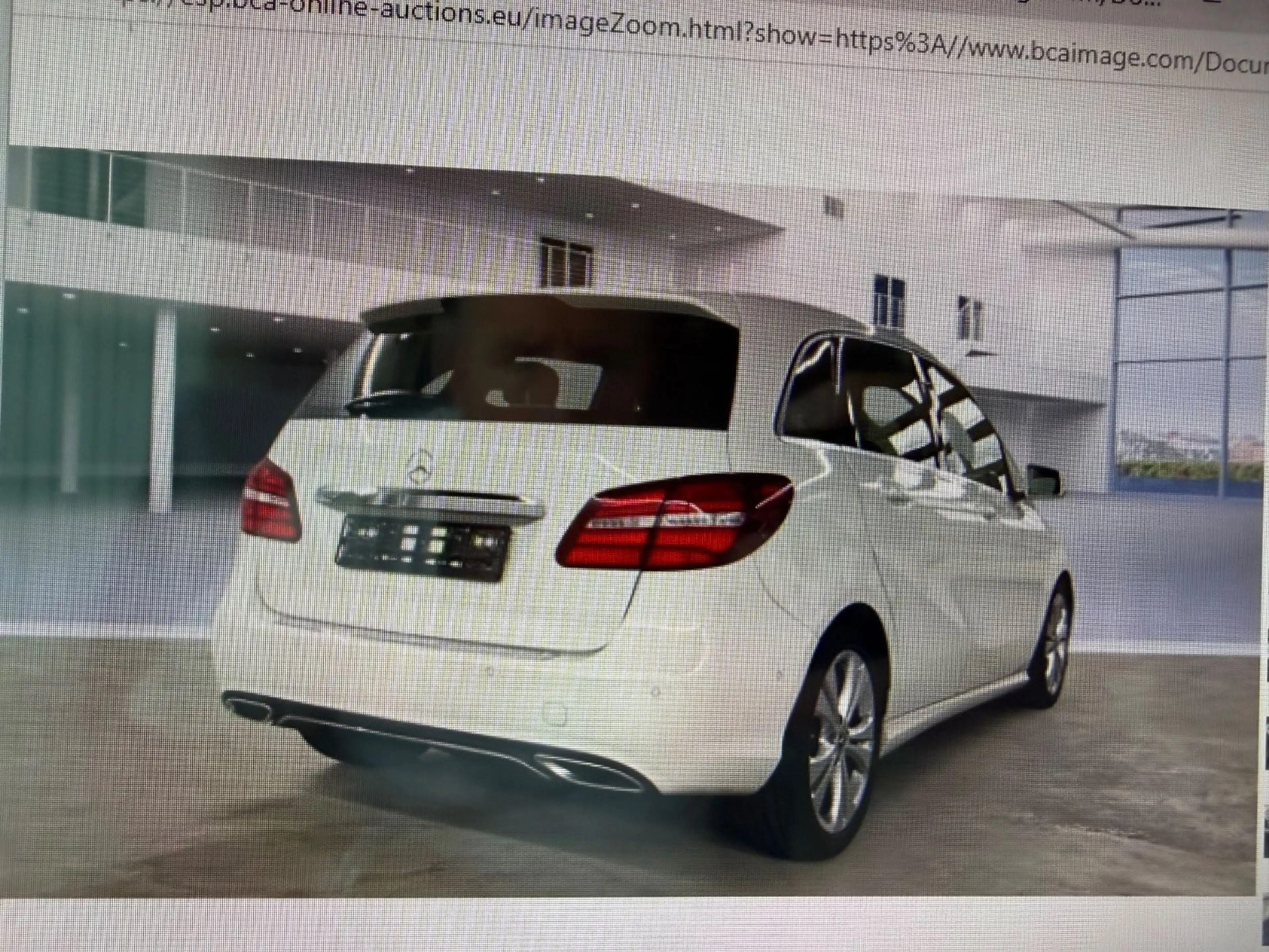 Mercedes-Benz B 200 AUTOMATIK Navi LED Tempo AnhKpl. Teilleder — photo 2