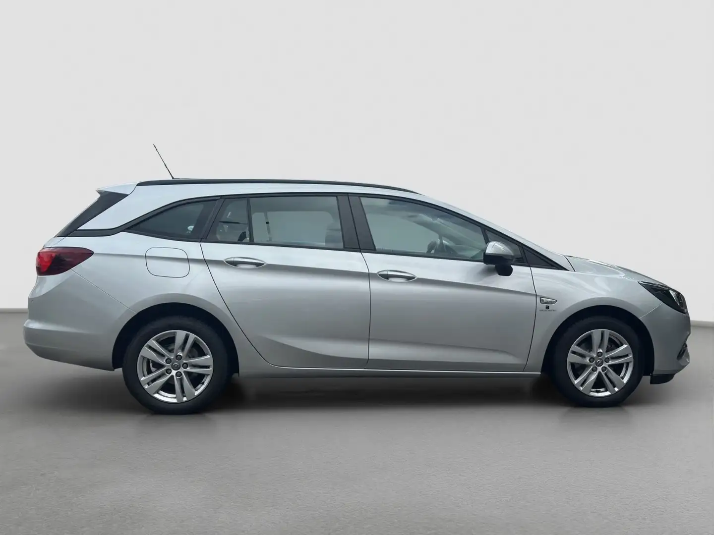 Opel Astra K SW Edition Navi/Kamera/2xPDC/Klima+++ Zilver - 2