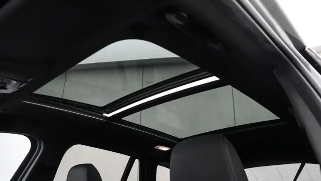 BMW X1 view 8