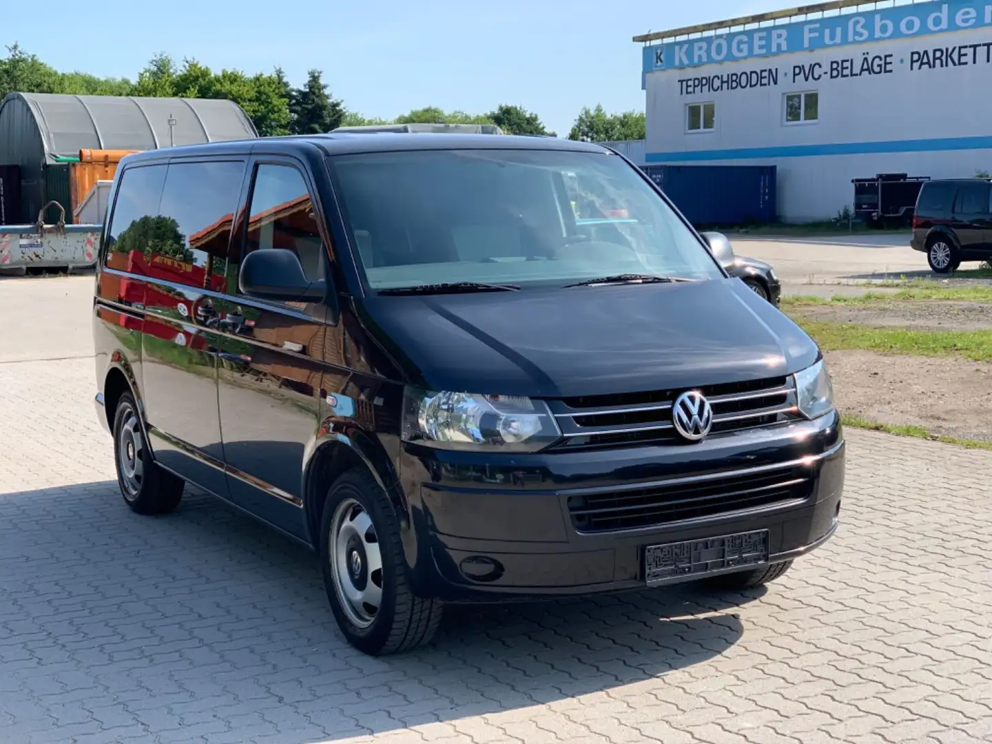 Volkswagen T5 Multivan Startline Czarny - 1