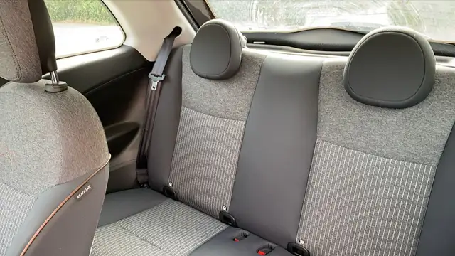 Fiat 500e view 9