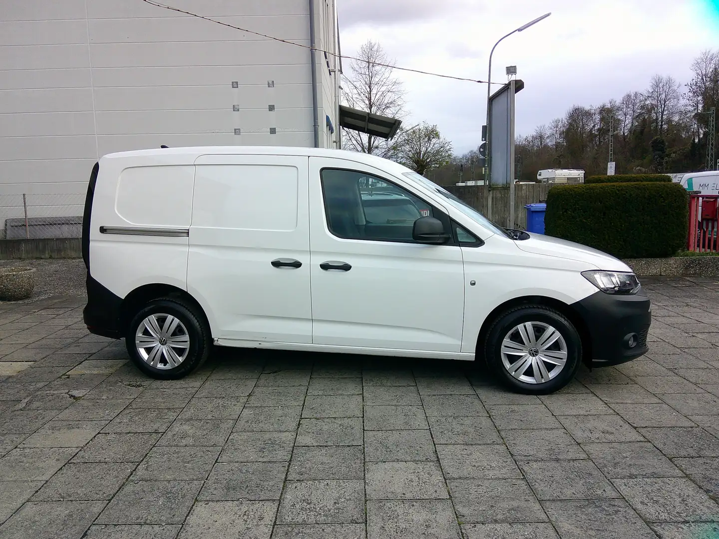 Volkswagen Caddy Basis Navi/Klima/SHZ Weiß - 2