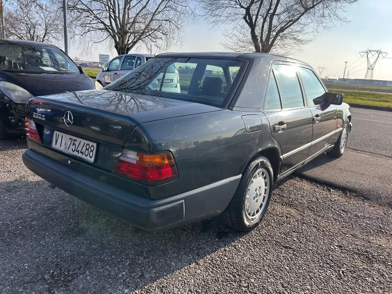 Mercedes-Benz E 200 2.0 benzina/GPL 90 KW, foto 4