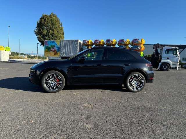 Porsche Macan S Diesel „ Sondermodell Carrerarot“ TOP Zustan