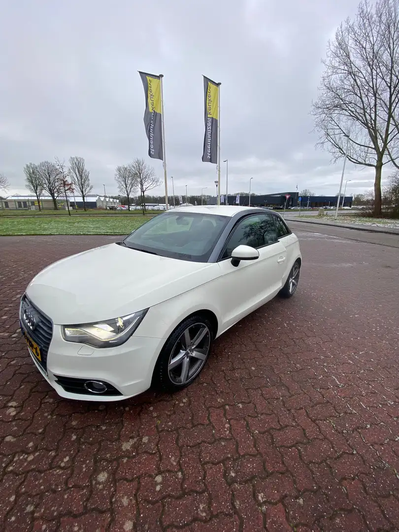 Audi A1 1.2 TFSI Amb. PL. B. Wit - 2