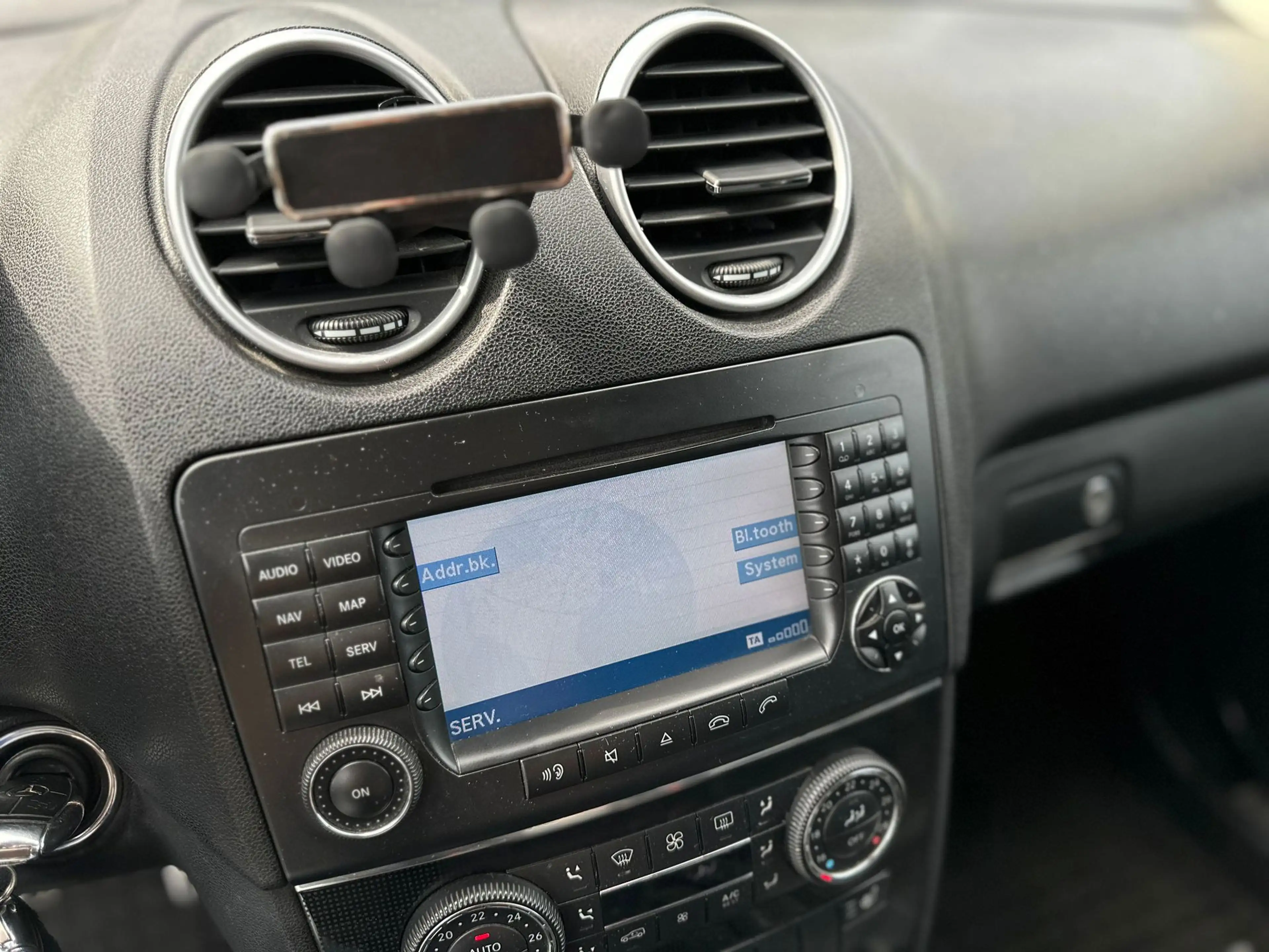 Mercedes-Benz ML 63 AMG M-klasse | Automaat | Luchtvering | Schuif/kantel — photo 32