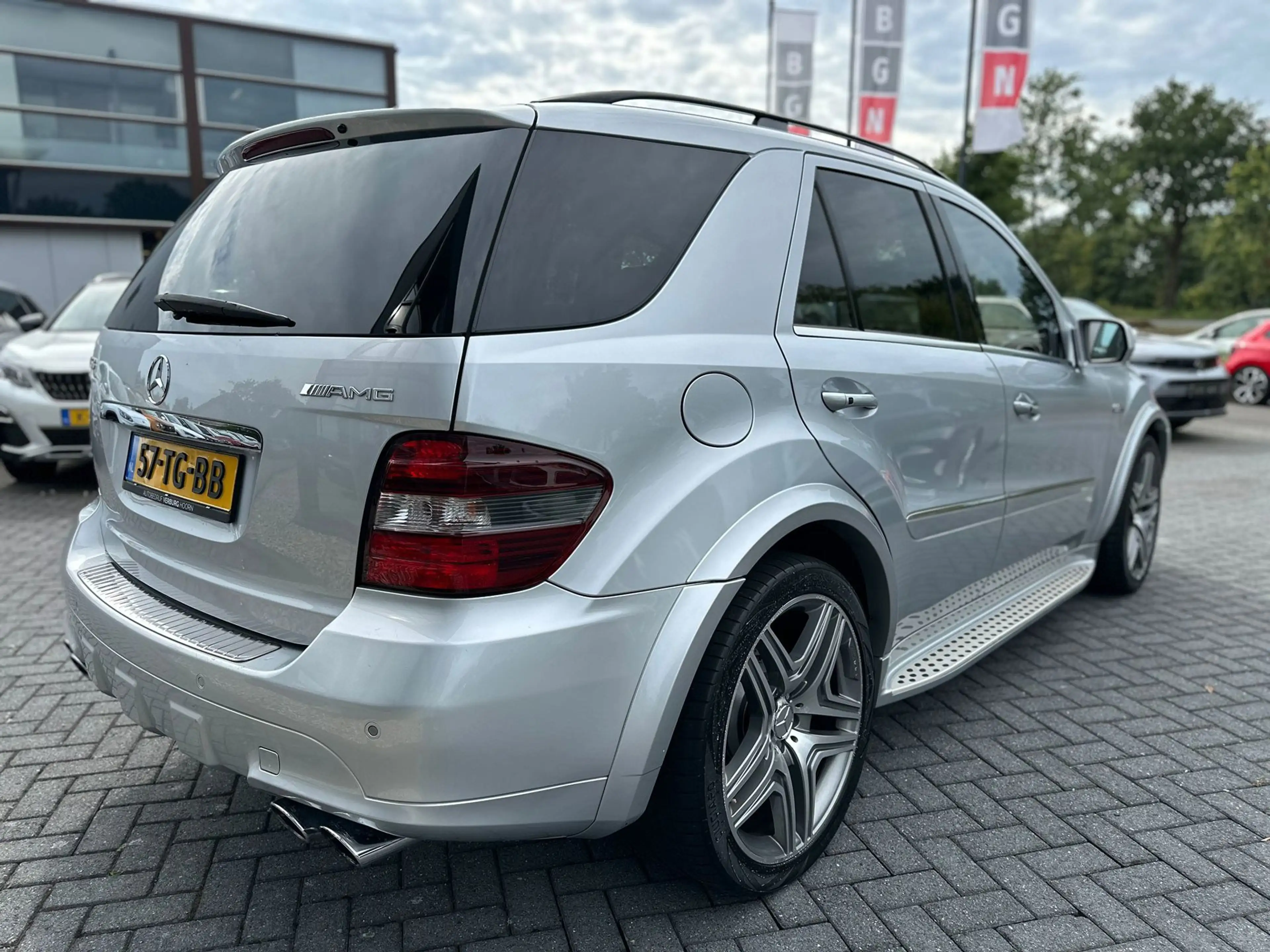Mercedes-Benz ML 63 AMG M-klasse | Automaat | Luchtvering | Schuif/kantel — photo 12