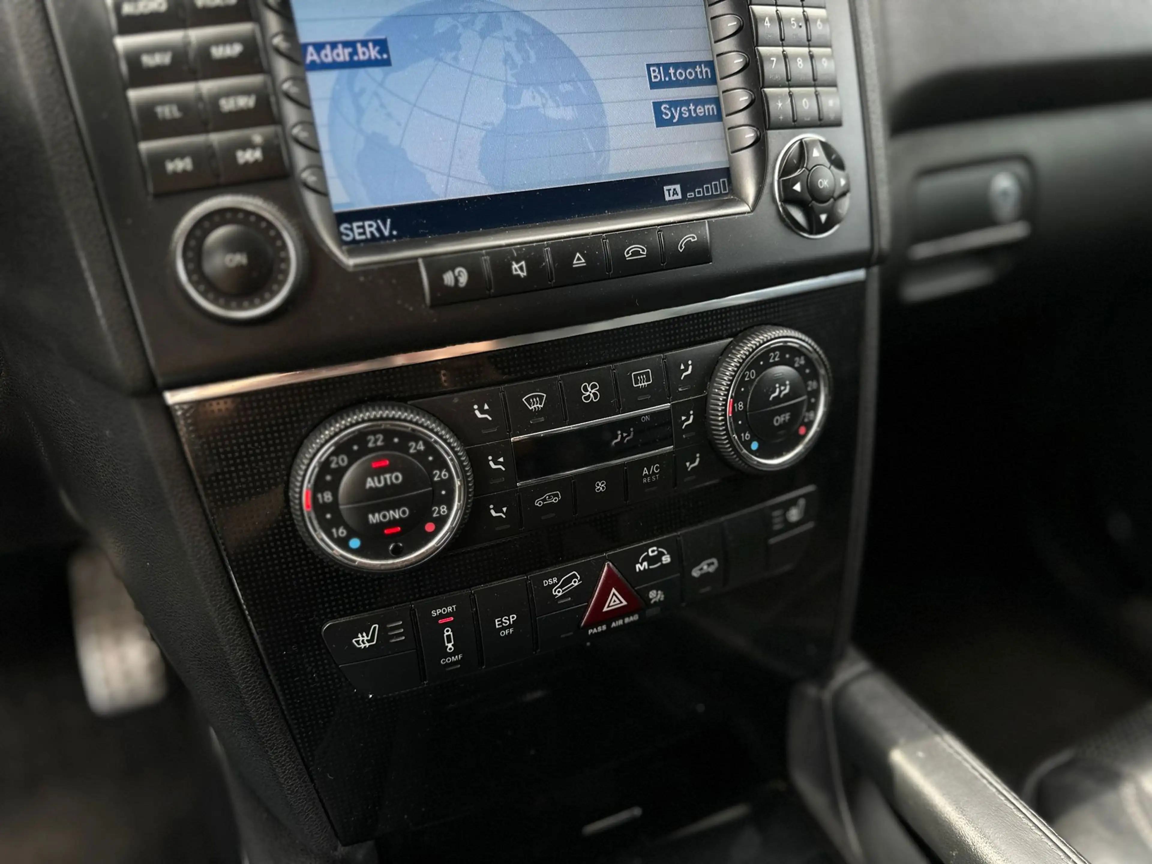 Mercedes-Benz ML 63 AMG M-klasse | Automaat | Luchtvering | Schuif/kantel — photo 33