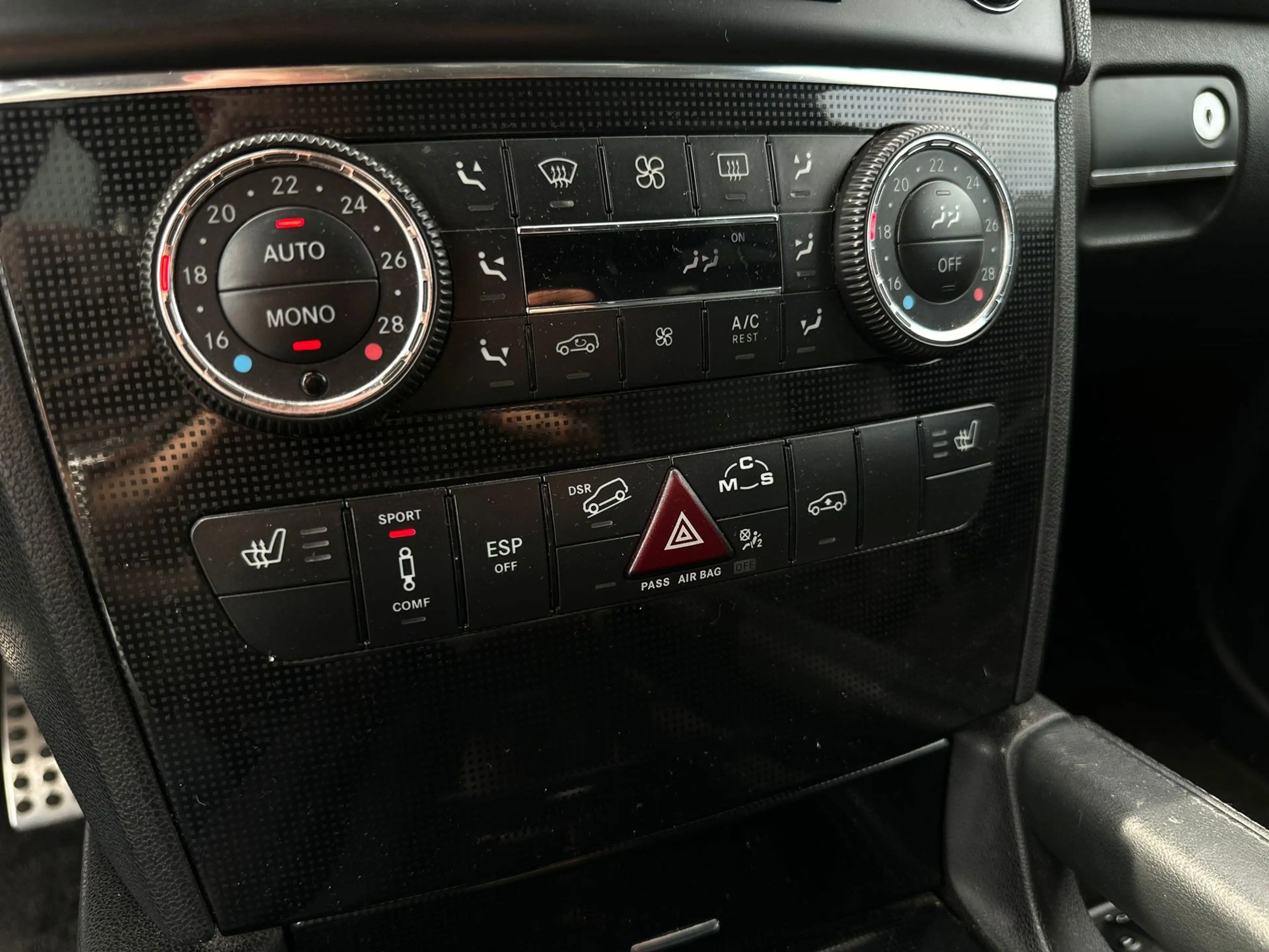 Mercedes-Benz ML 63 AMG M-klasse | Automaat | Luchtvering | Schuif/kantel — photo 34