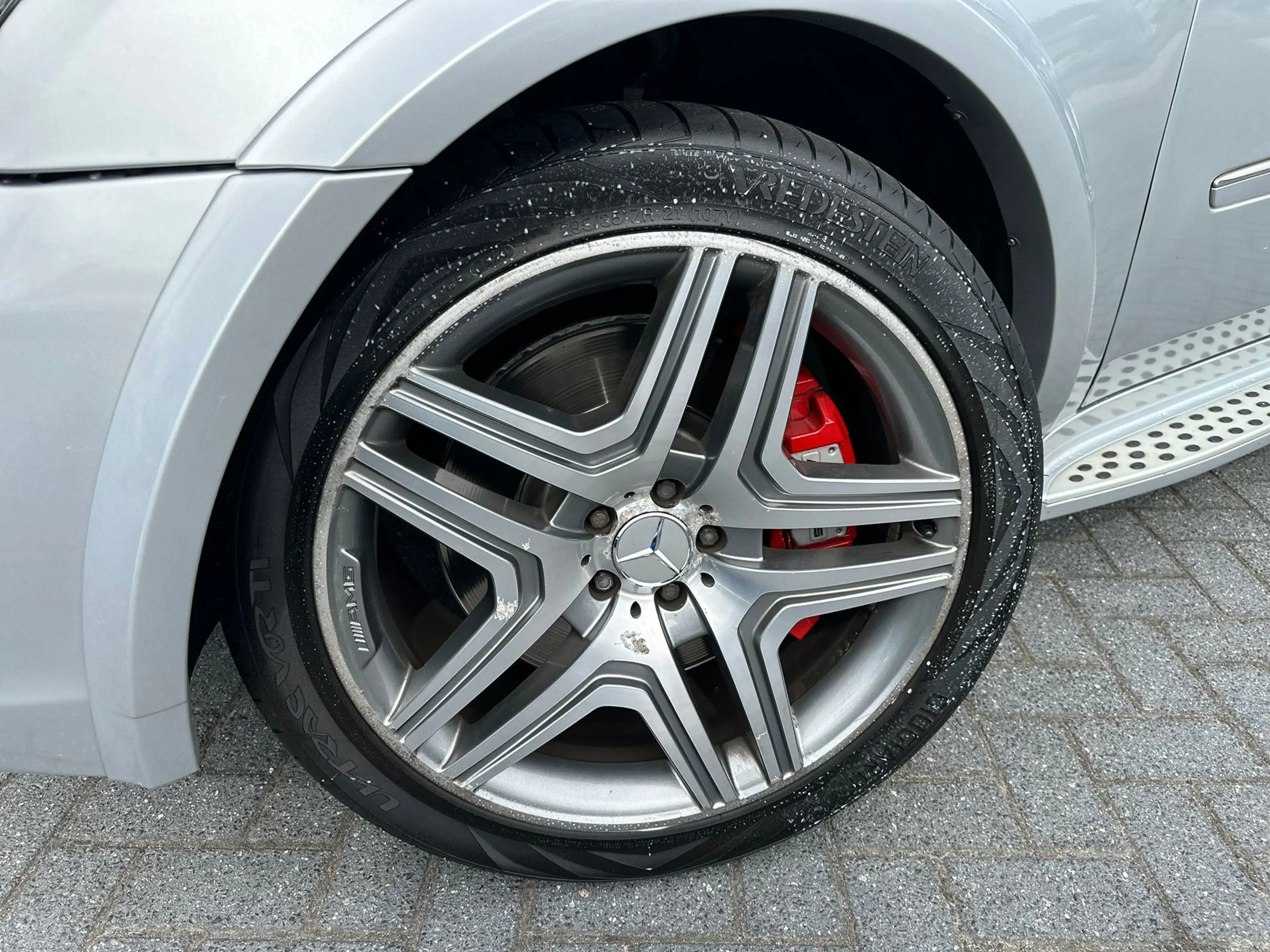 Mercedes-Benz ML 63 AMG M-klasse | Automaat | Luchtvering | Schuif/kantel — photo 2