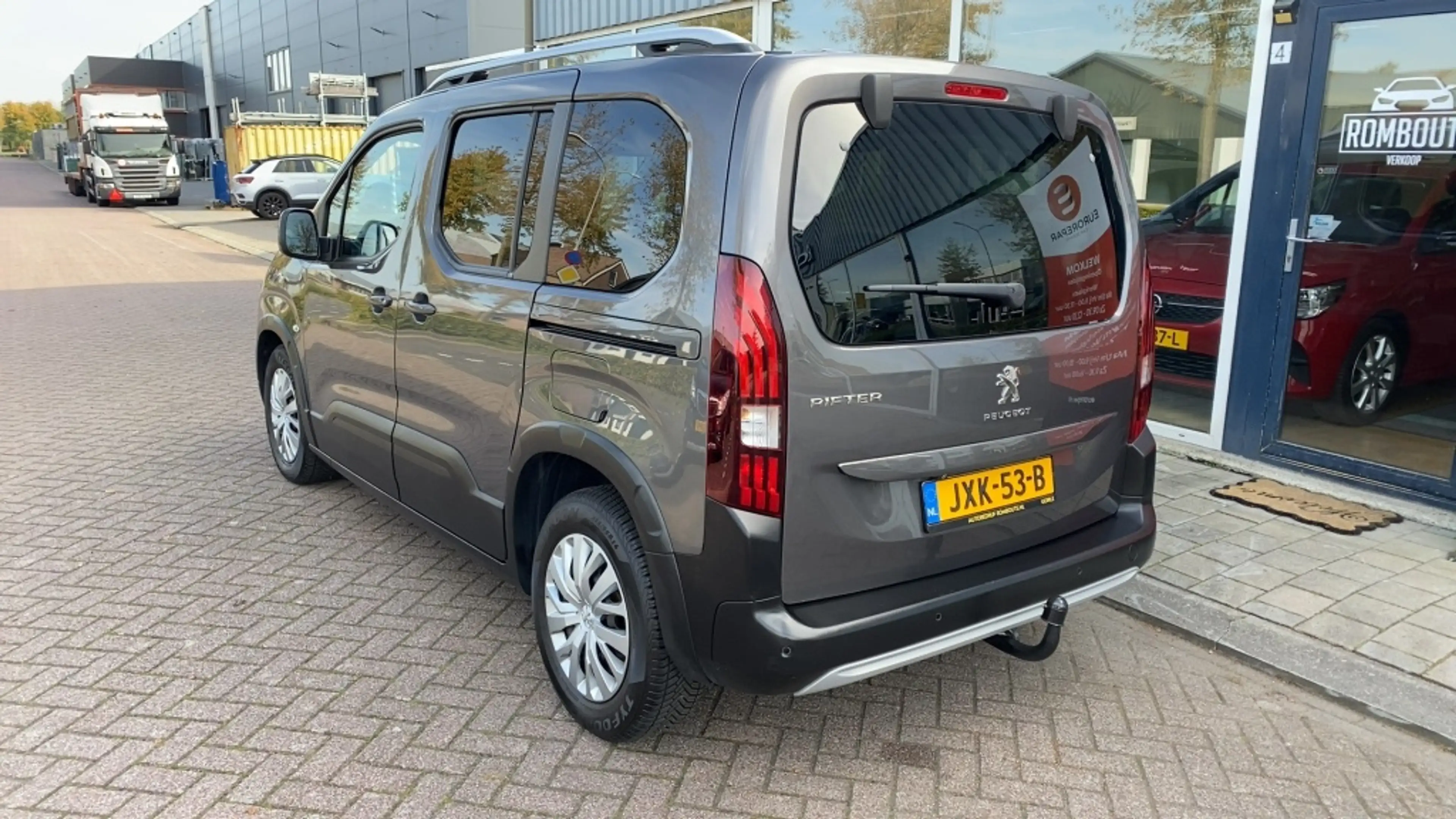 Peugeot Rifter 1.2 Puretech GT-Line — photo 4