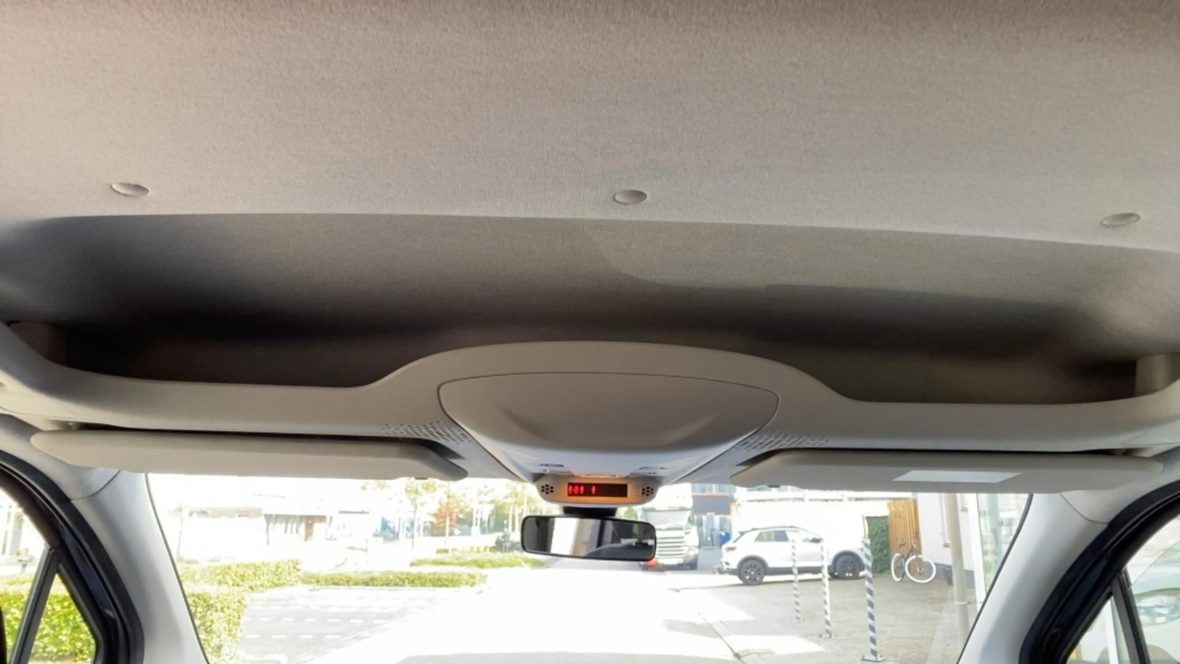 Peugeot Rifter 1.2 Puretech GT-Line — photo 9