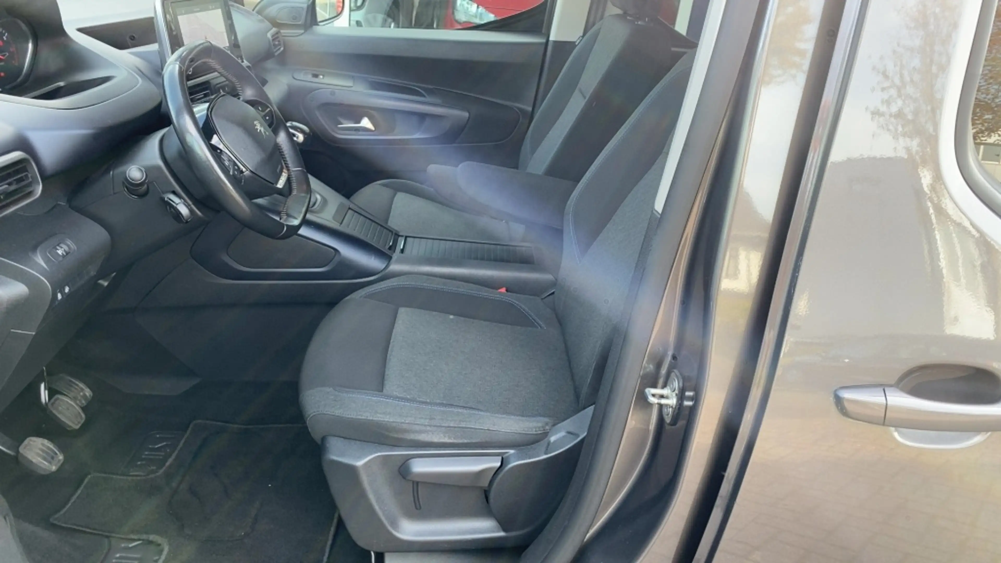 Peugeot Rifter 1.2 Puretech GT-Line — photo 12