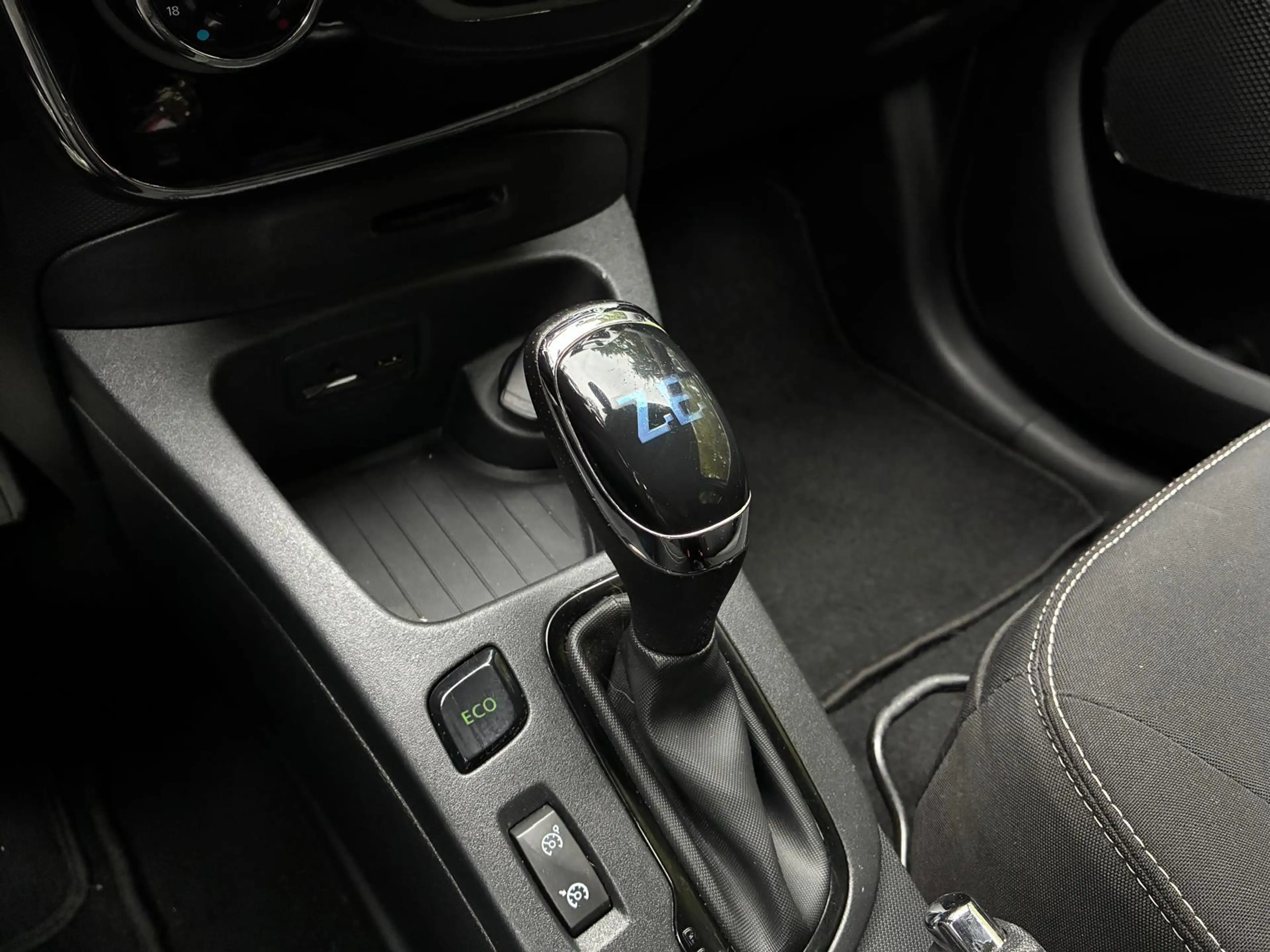 Renault ZOE R90 Intens 41 kWh 1e eigenaar / koop accu / dealer — photo 10