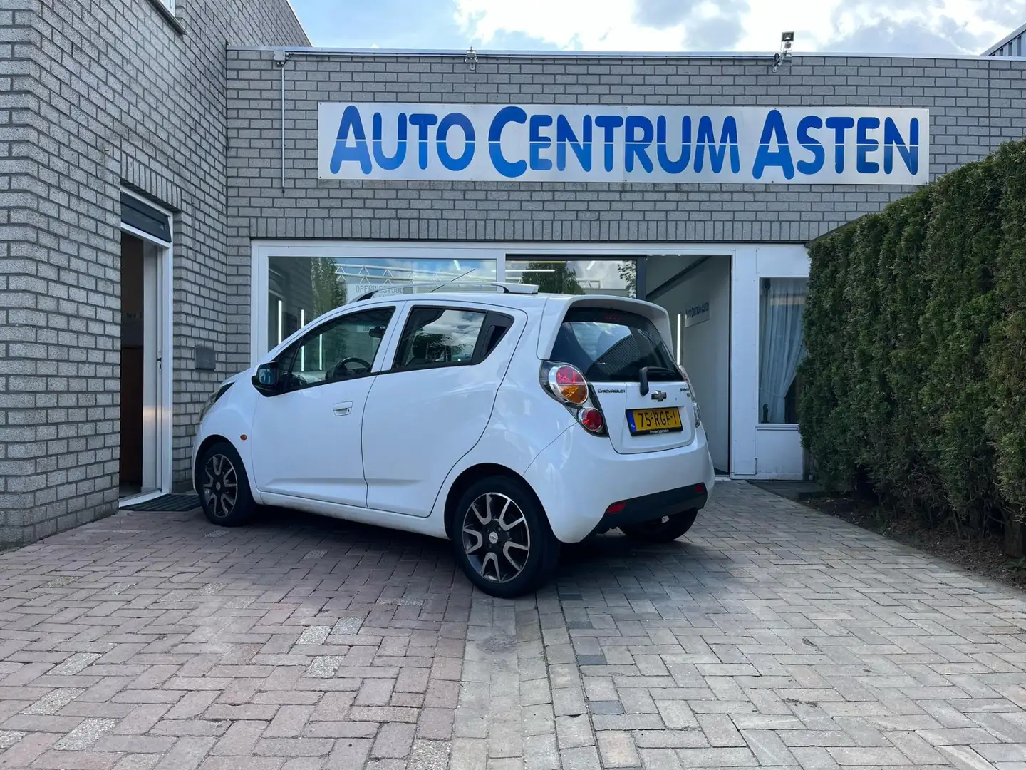 Chevrolet Spark 1.0 16V LS Bi-Fuel Blanco - 2