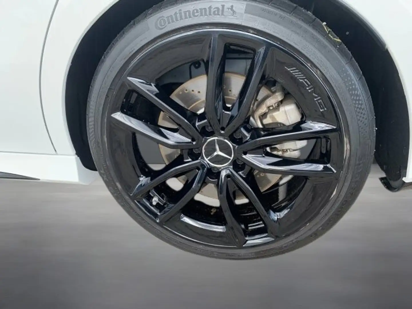 Mercedes-Benz CLA 35 AMG 4Matic +Wide+MBUX+Pano+MBeam+Navi+Cam Biały - 2