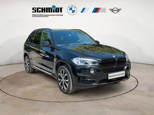 BMW X5 view 6