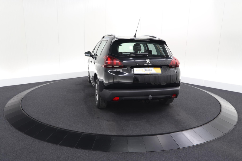 Peugeot 2008 PureTech 82 Active | Lage KM | Trekhaak | Navigati — photo 4