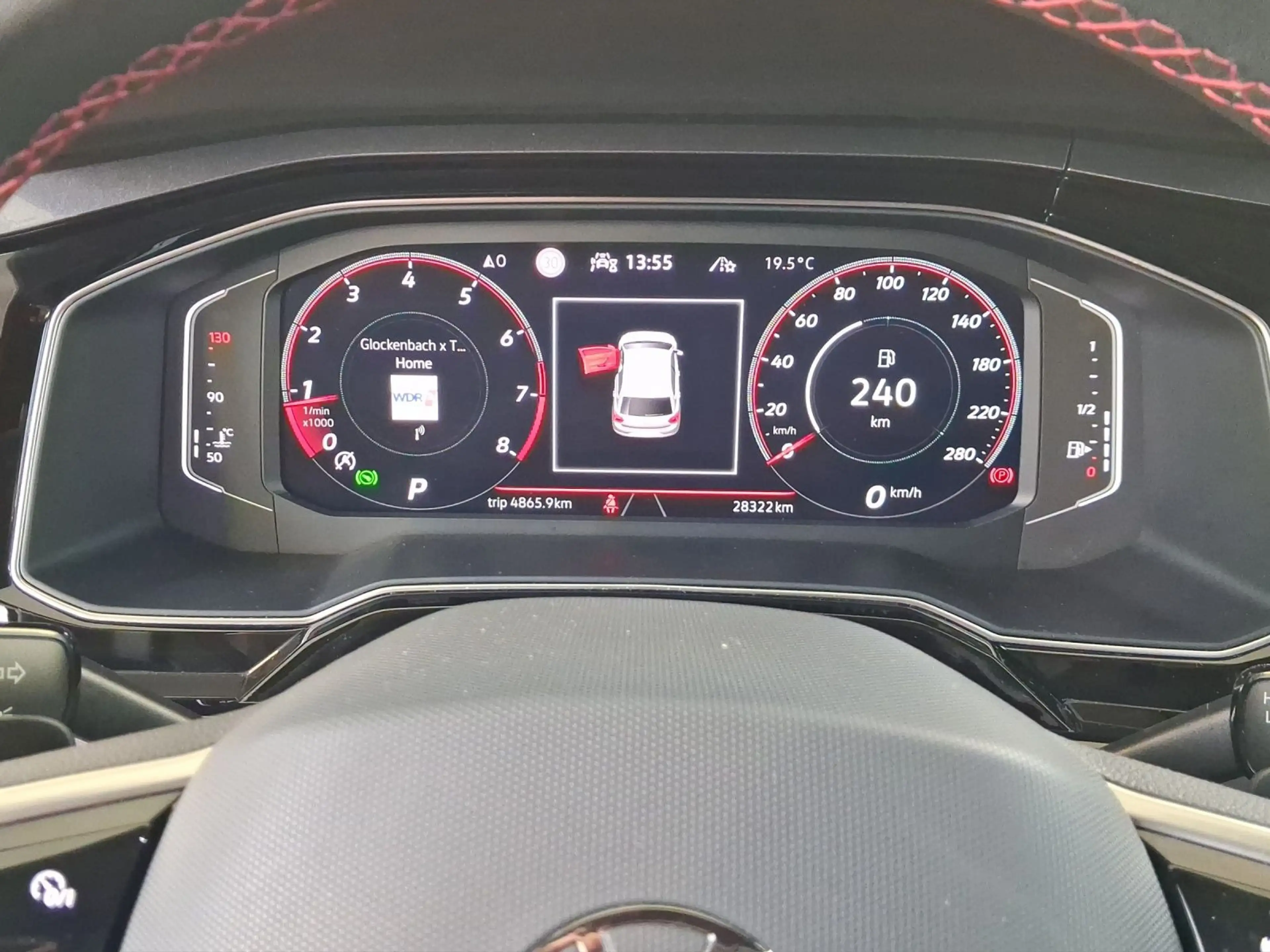 Volkswagen Polo GTI DSG IQ.Light ACC Navi LM18 — photo 10