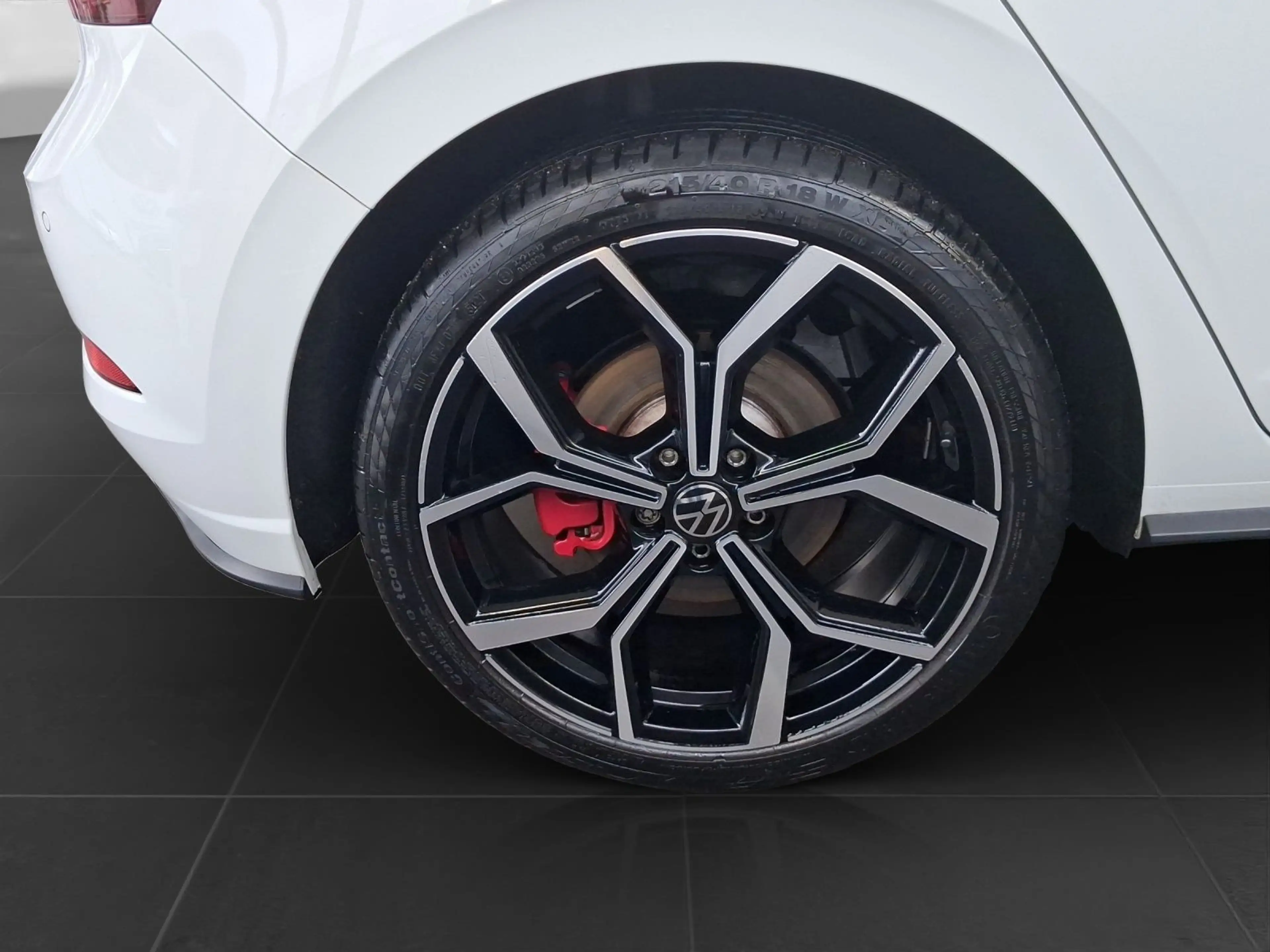Volkswagen Polo GTI DSG IQ.Light ACC Navi LM18 — photo 7