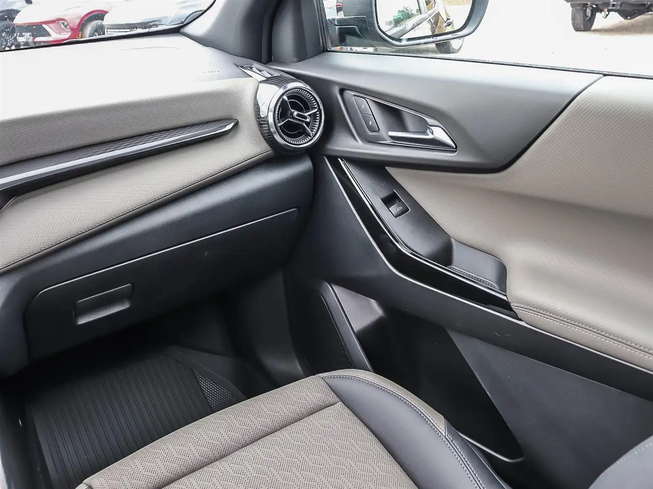 Chevrolet Equinox снимка Chevrolet Equinox