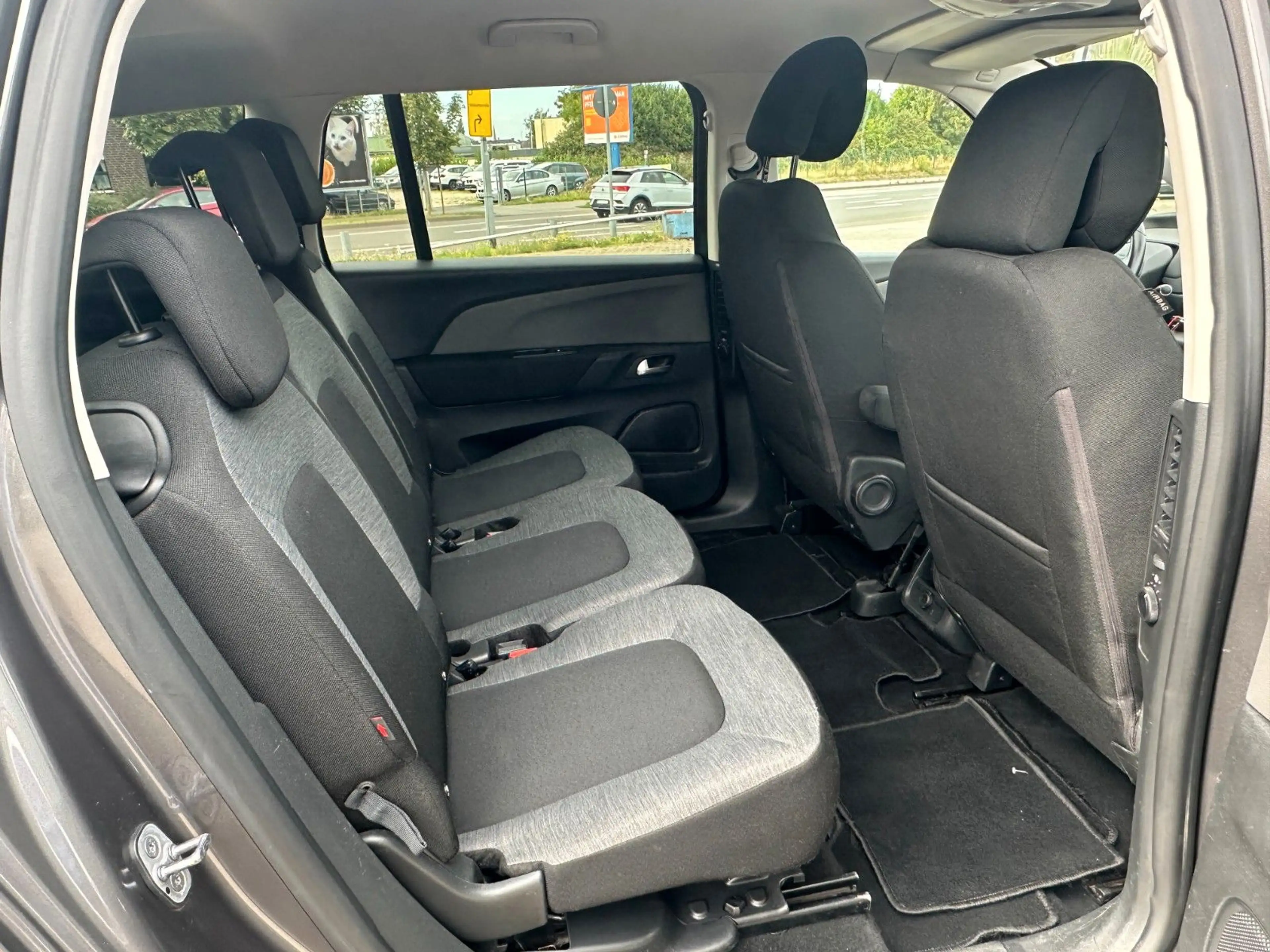 Citroen Grand C4 Picasso /Spacetourer 7 Sitzer — photo 11