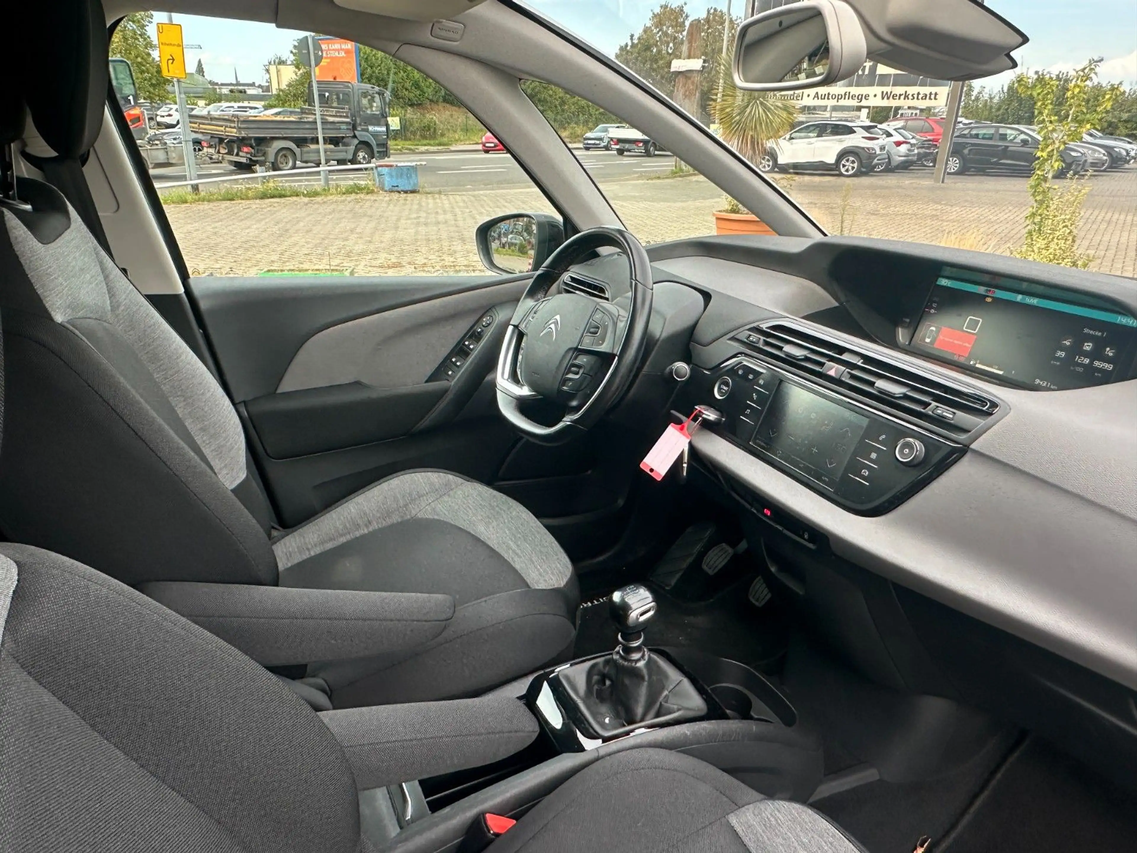 Citroen Grand C4 Picasso /Spacetourer 7 Sitzer — photo 10
