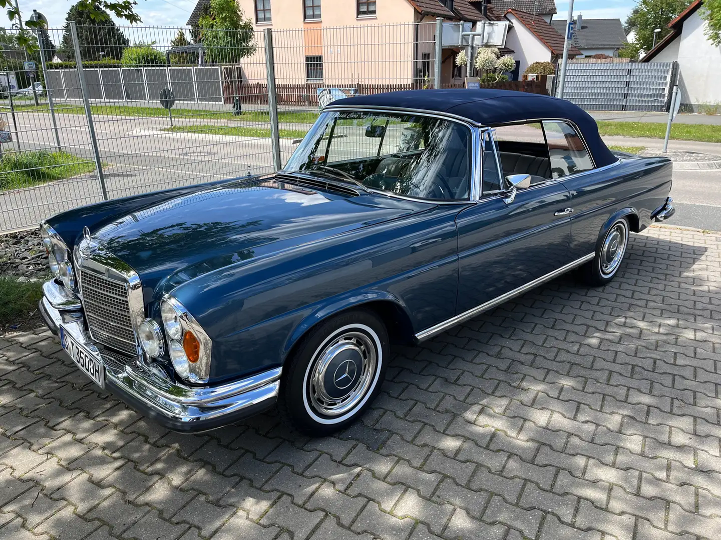 Mercedes-Benz 280 SE 3,5 Cabrio W111 * deutsches Fzg* 3.Hand* Modrá - 2