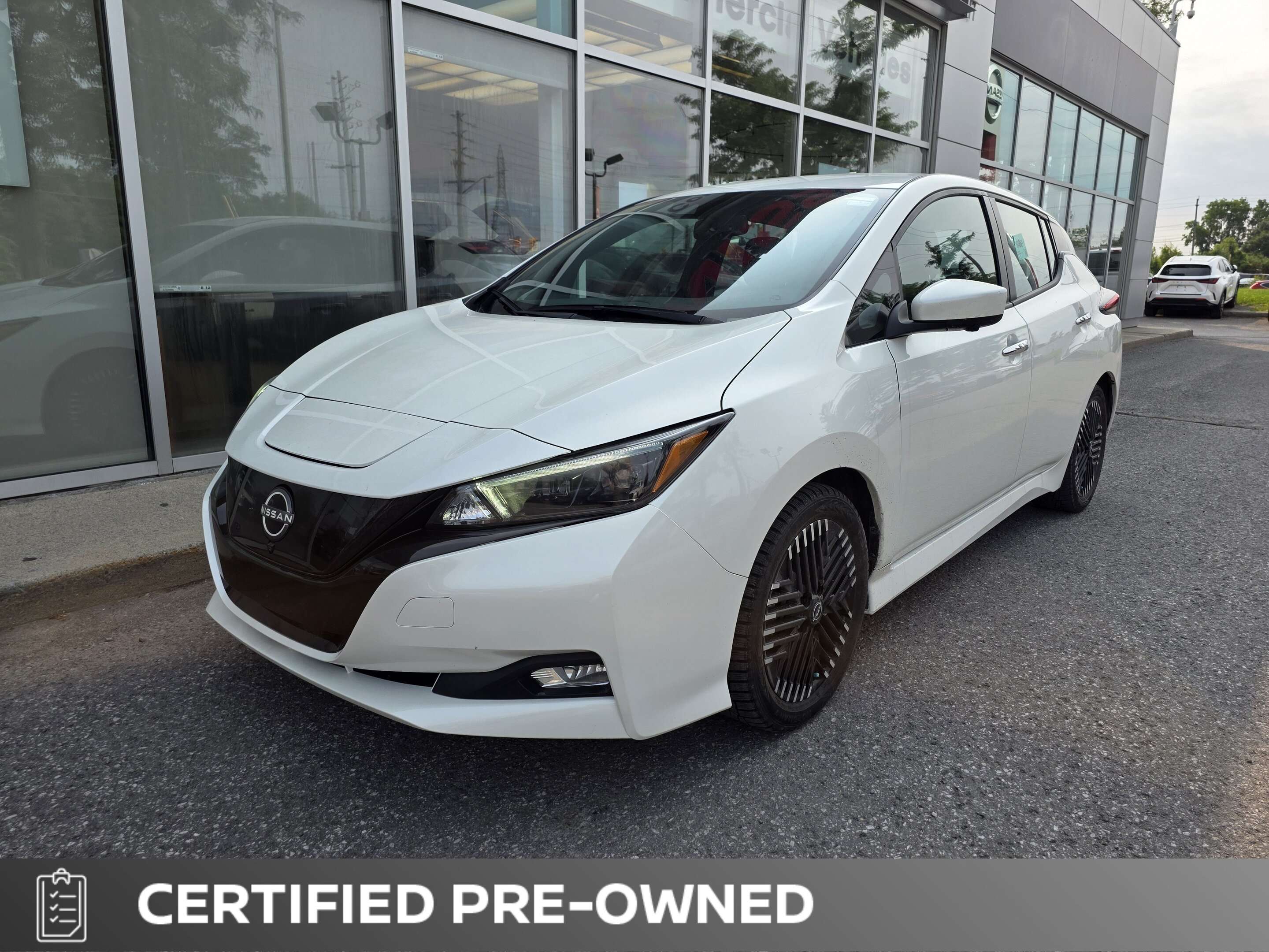 2024 Nissan Leaf SV
