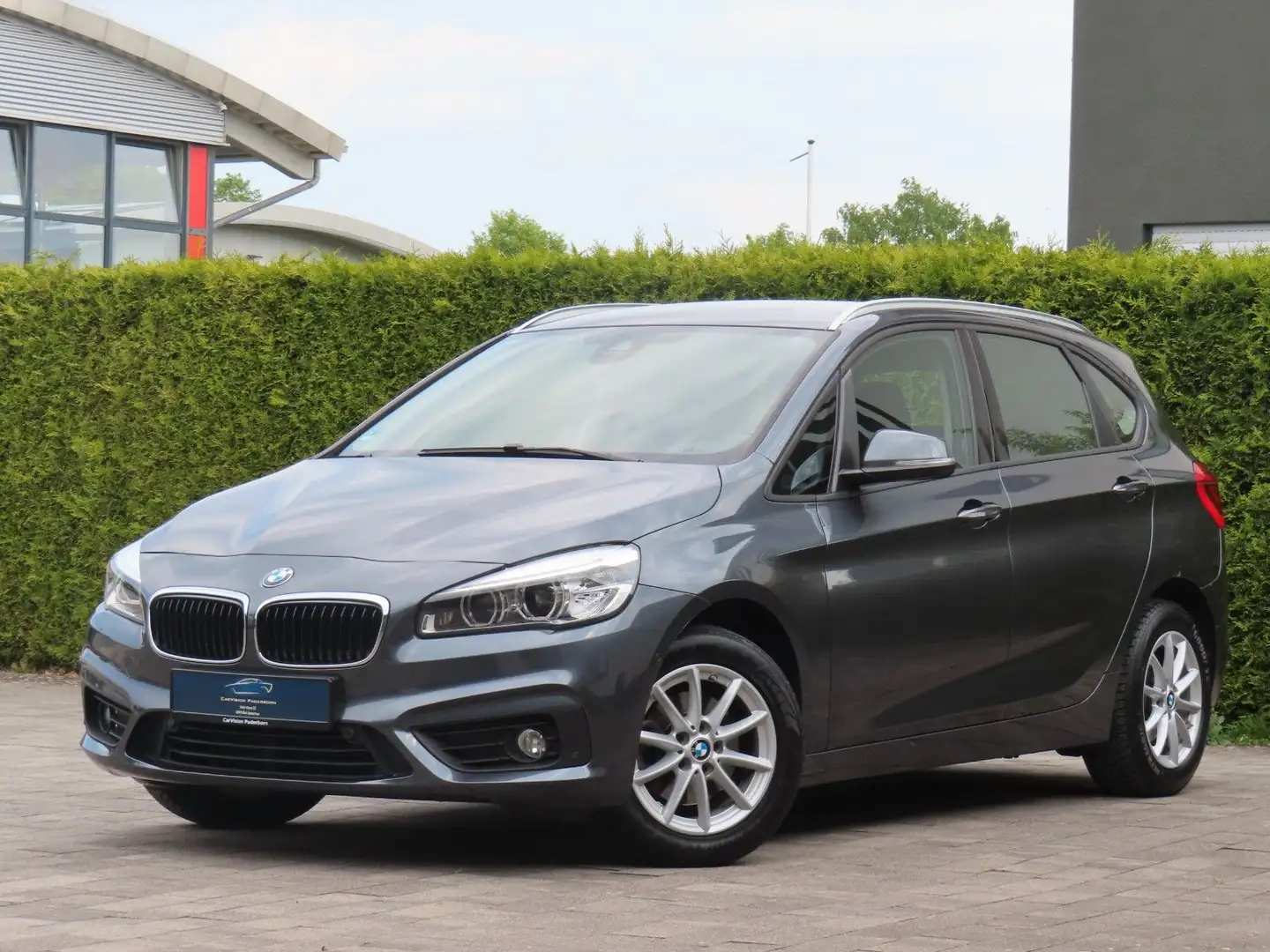 BMW 218 Advantage *Aut. / El. Klappe* Grau - 1