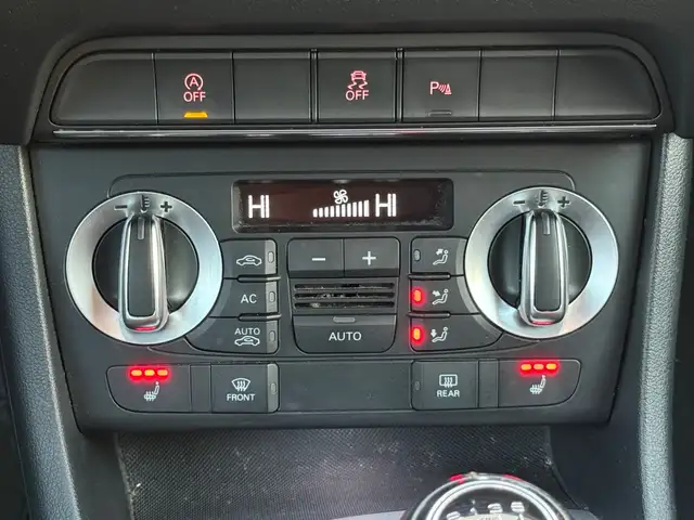 Audi Q3 view 29