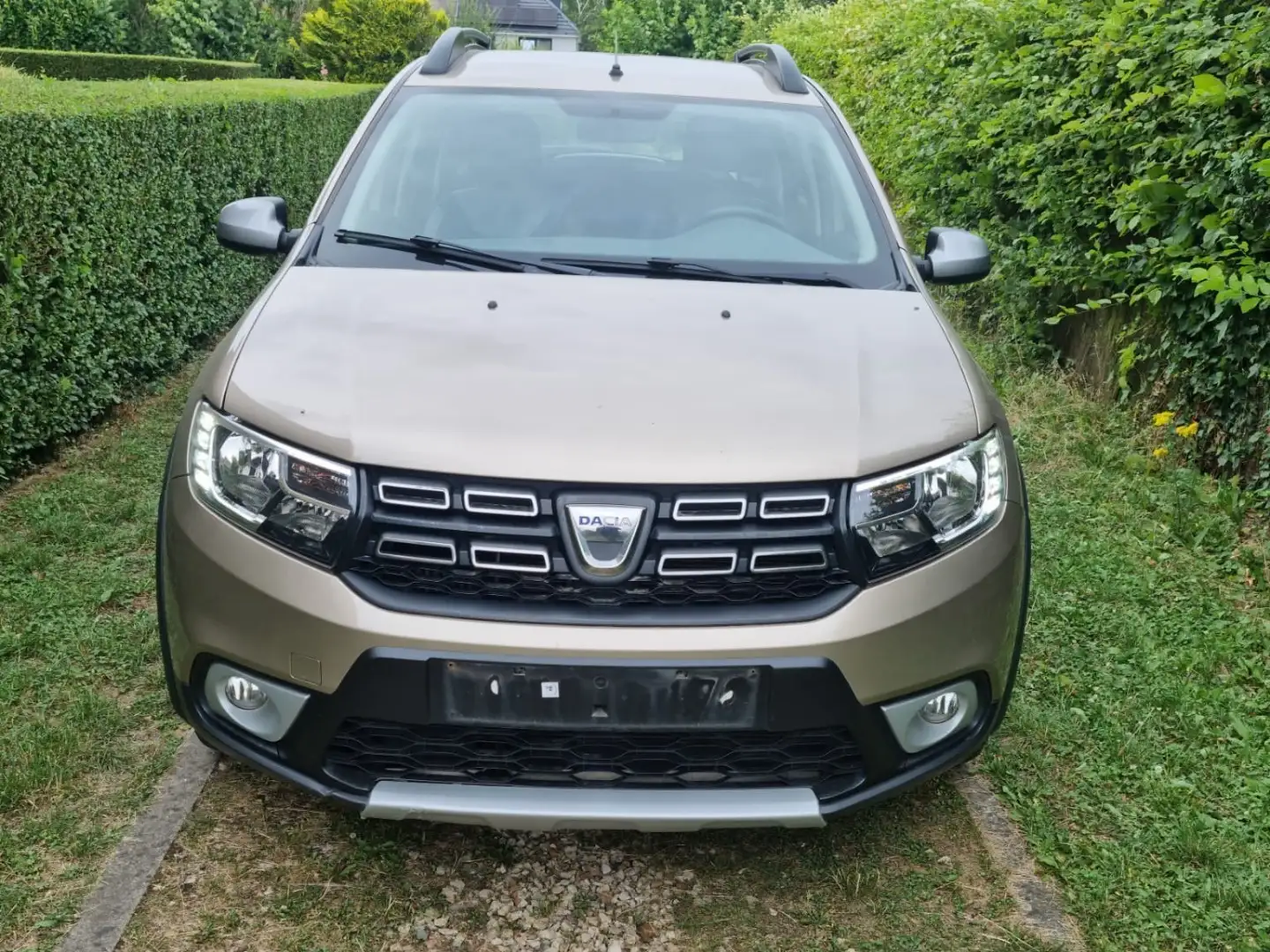 Dacia Sandero 0.9 TCe Ambiance (EU6.2) Bronze - 1