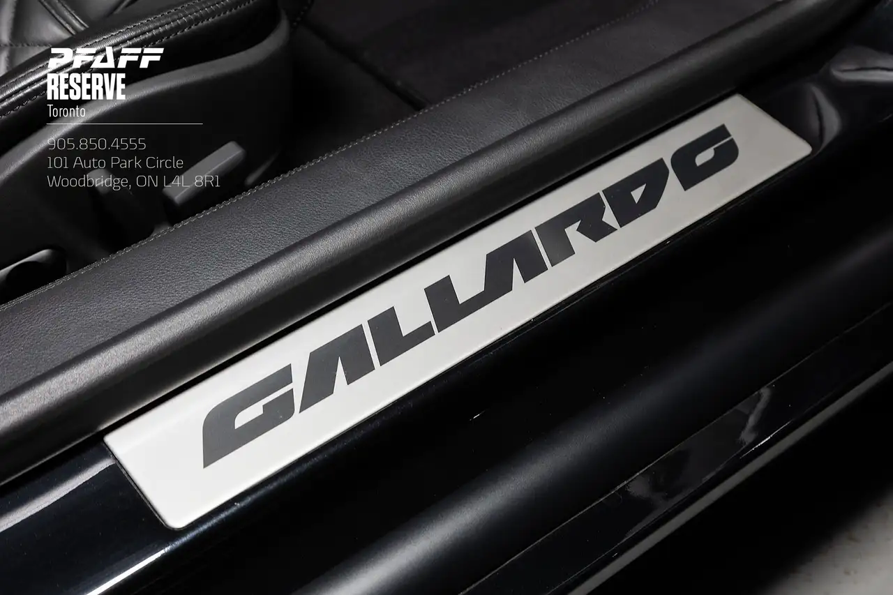 Lamborghini Gallardo снимка Lamborghini Gallardo