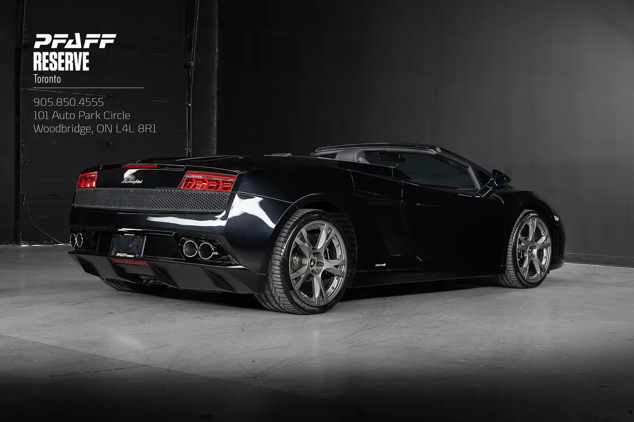 Lamborghini Gallardo снимка Lamborghini Gallardo