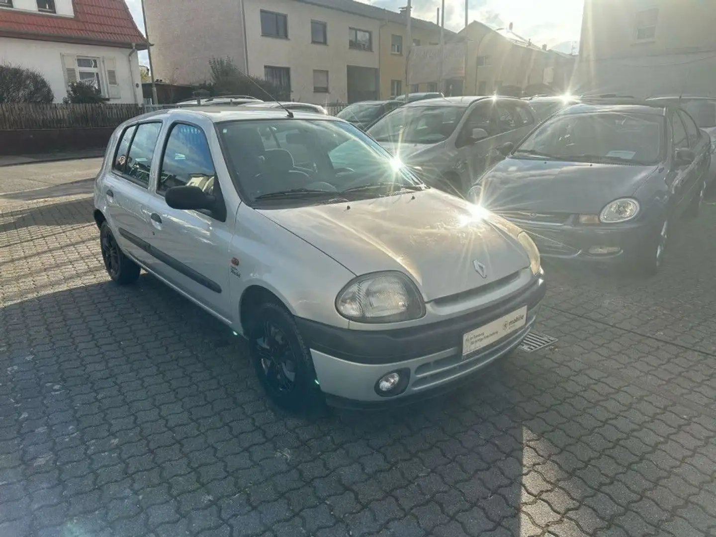 Renault Clio Basis 1.2*Allwetterreifen*Isofix*Zentral Argent - 2