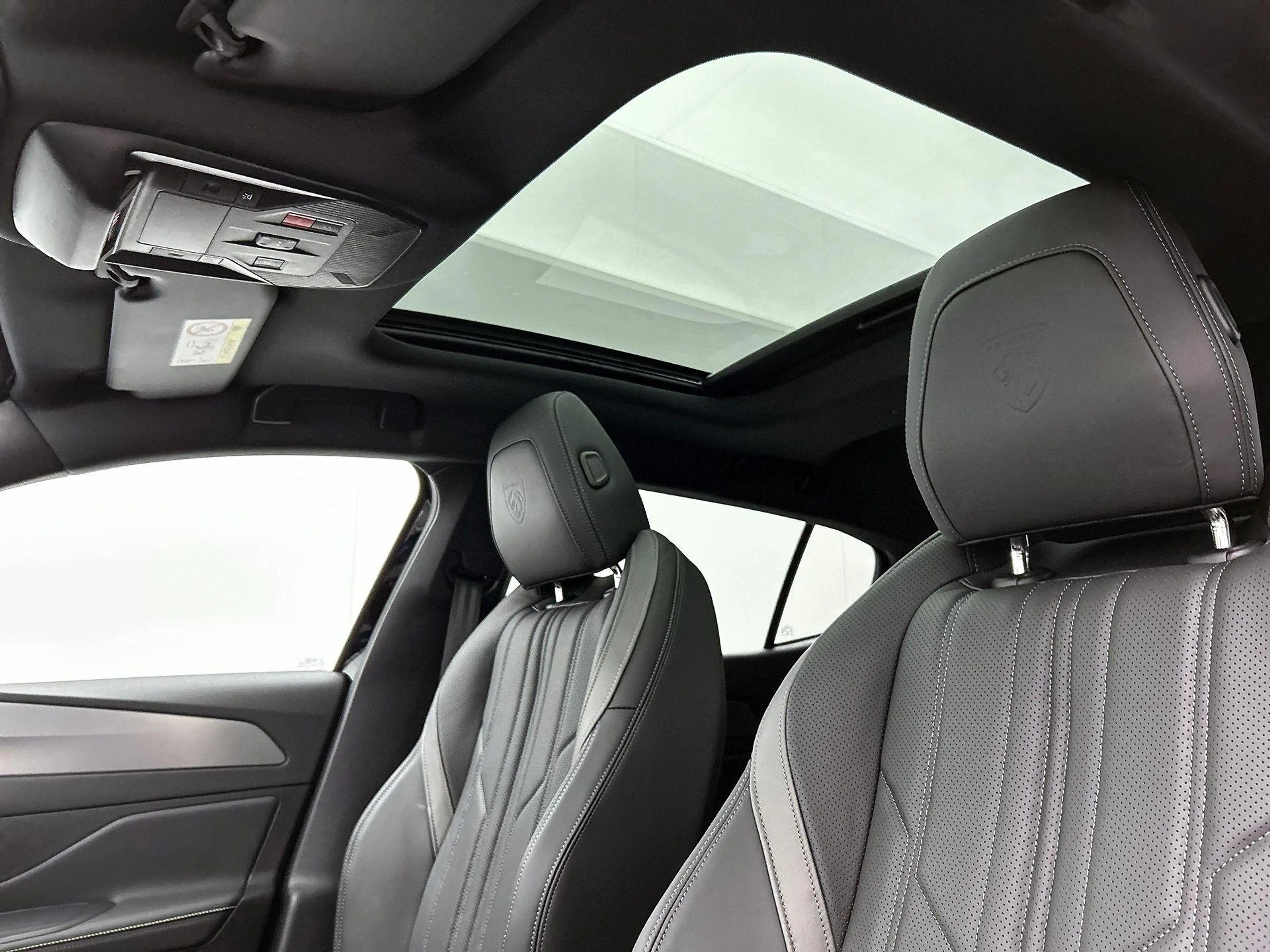 Peugeot 408 1.6 GT Exclusive Plug-In Hybrid 240 | Automaat | P — photo 14
