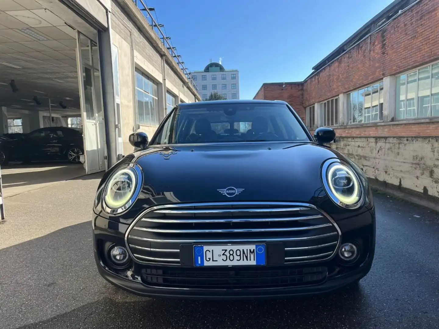 MINI One Clubman 2.0 Mayfair Edition Negro - 2
