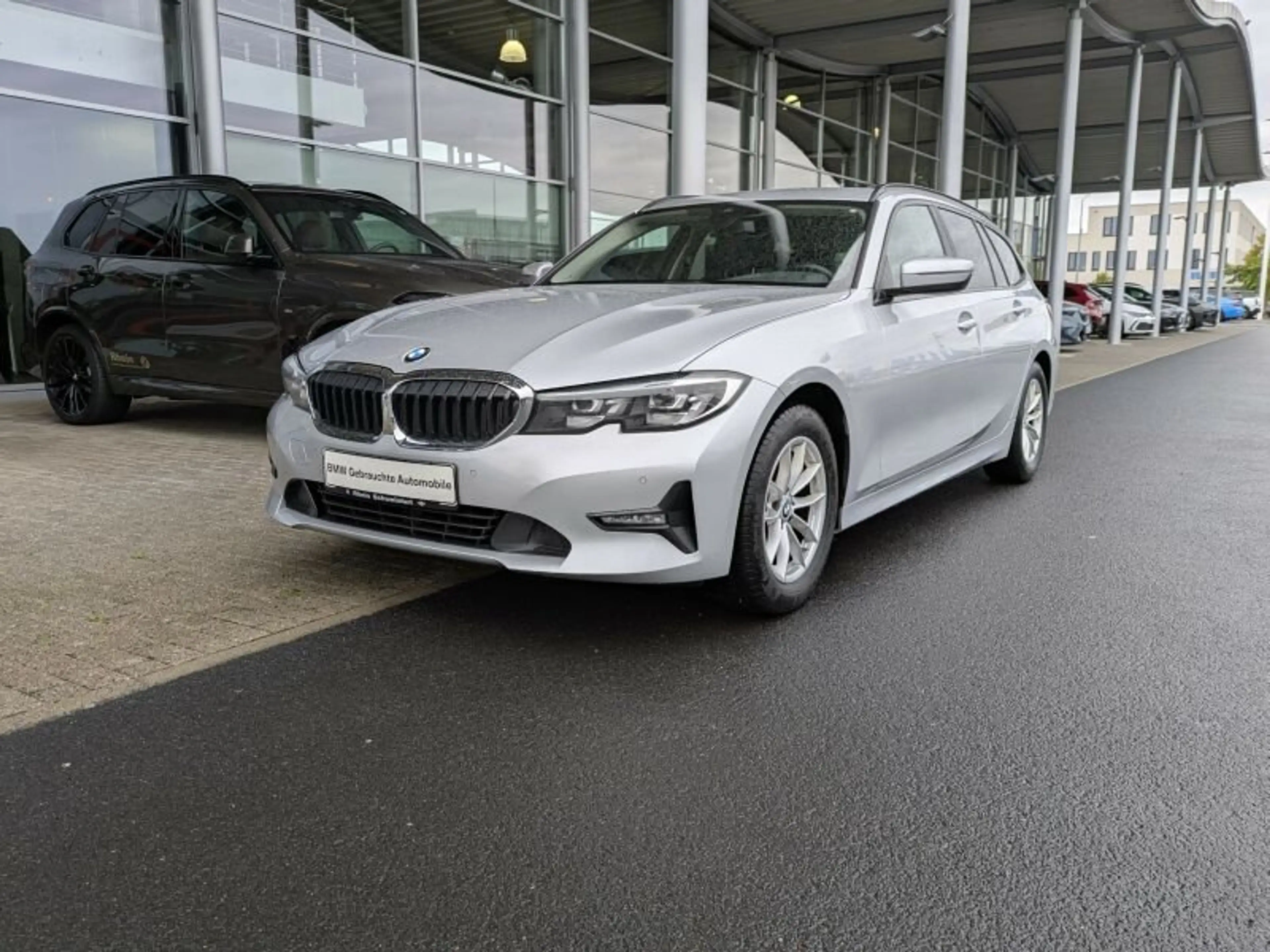 BMW 318 d Tour. LiveCockpit. Standheizung. — photo 2