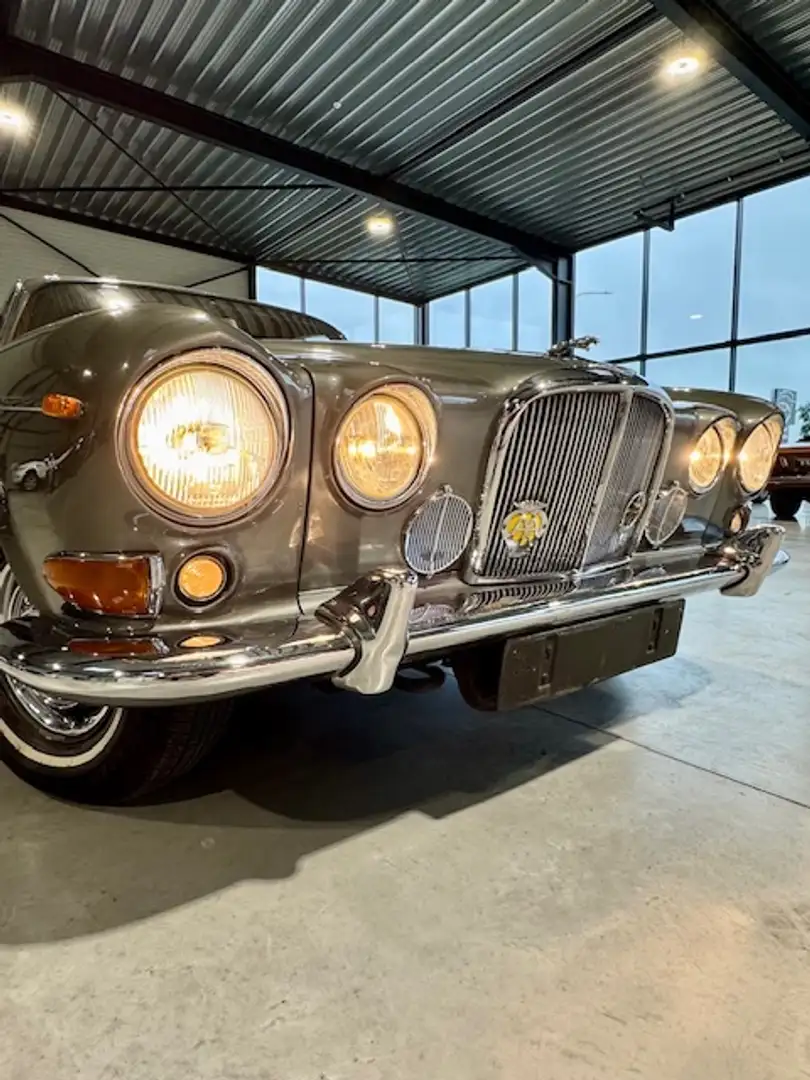 Jaguar 420 G automatique Plateado - 1