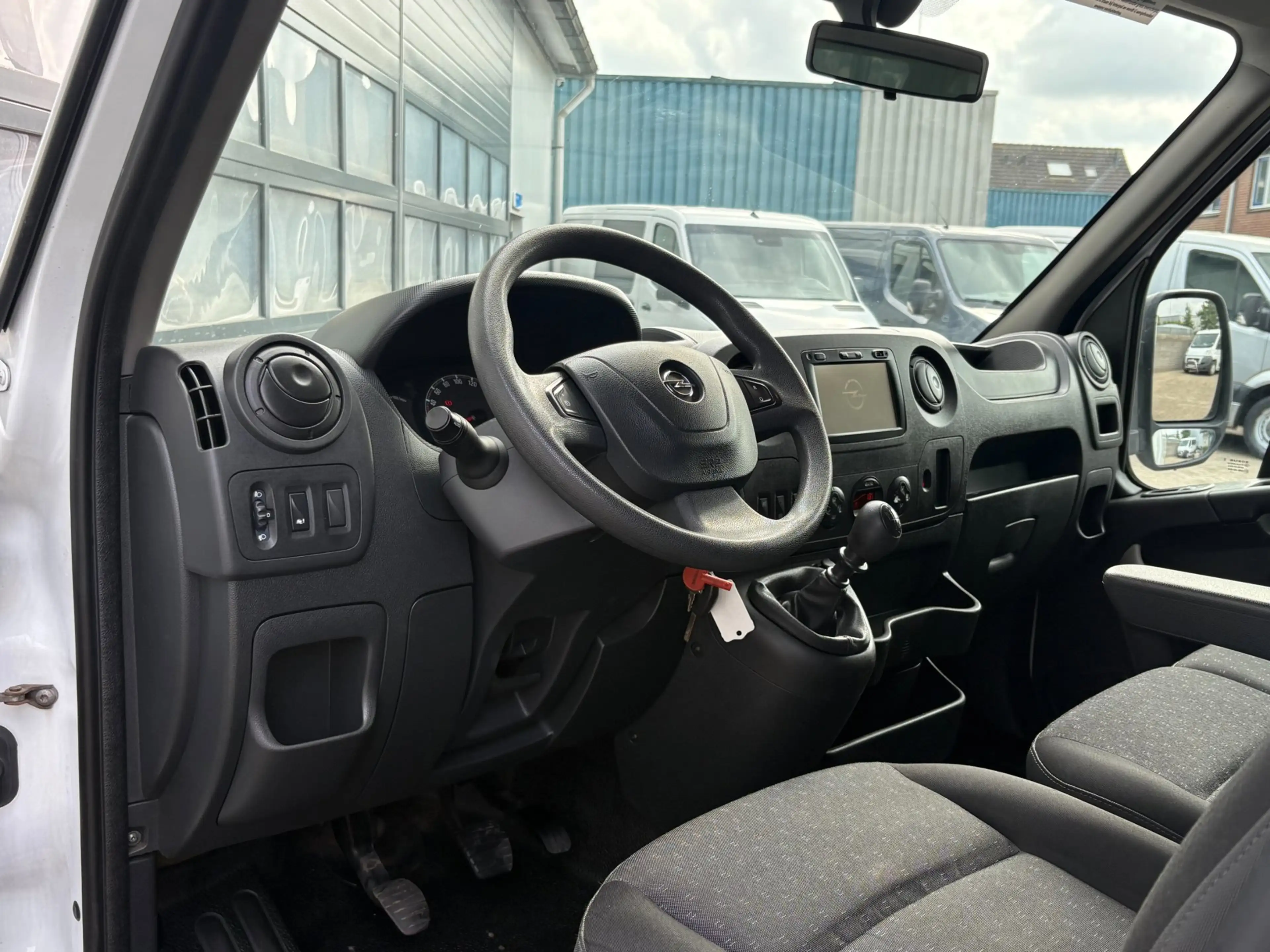 Opel Movano 2.3CDTI 145pk LAADKLEP/ZIJDEUR Navi Clima Cruise — photo 2