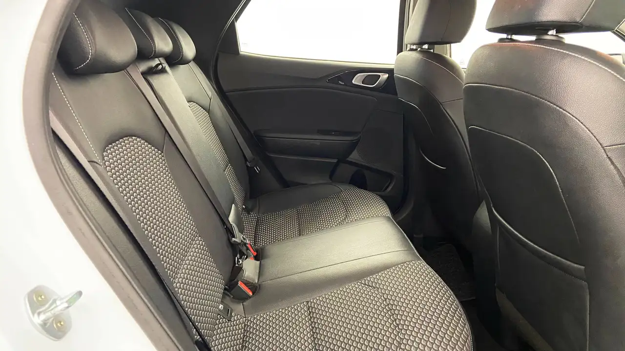 Kia X Ceed 1.5 mhev Business 160cv OPZIONE RATE NO BANCA, миниатюра 13