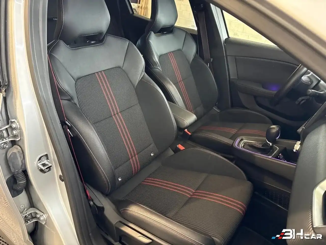 Renault Clio Citadine 5 portes — photo 18